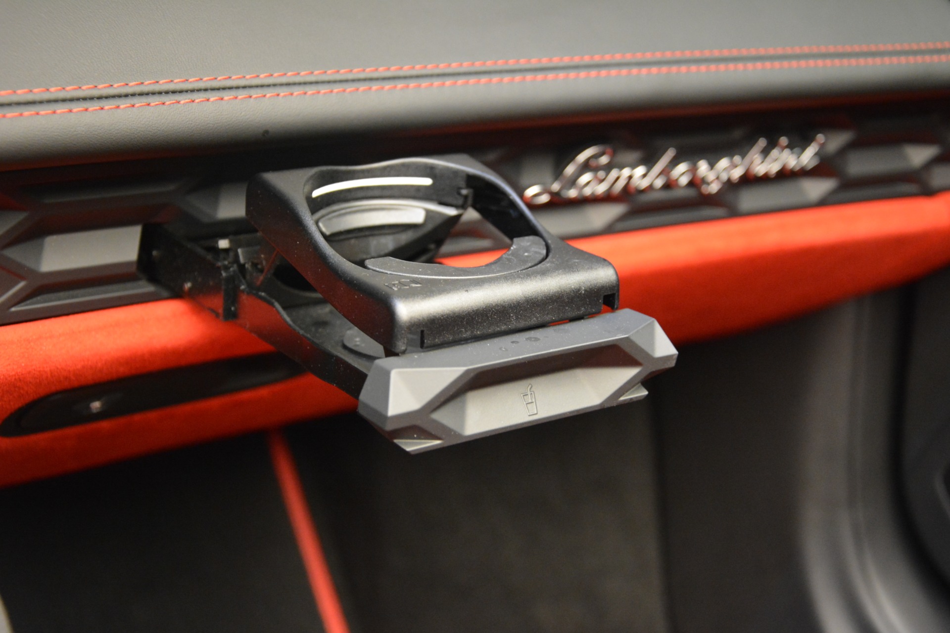 Used-2017-Lamborghini-Huracan-LP-610-4-Spyder