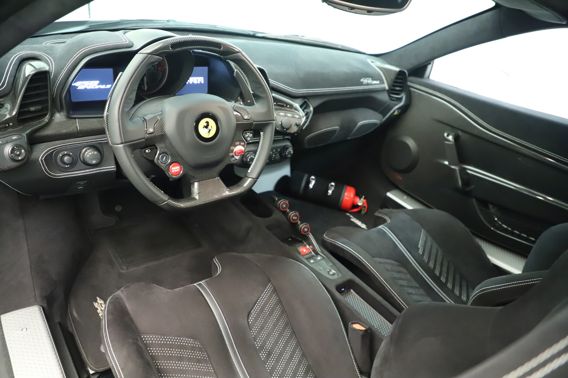 Used-2014-Ferrari-458-Speciale-Base