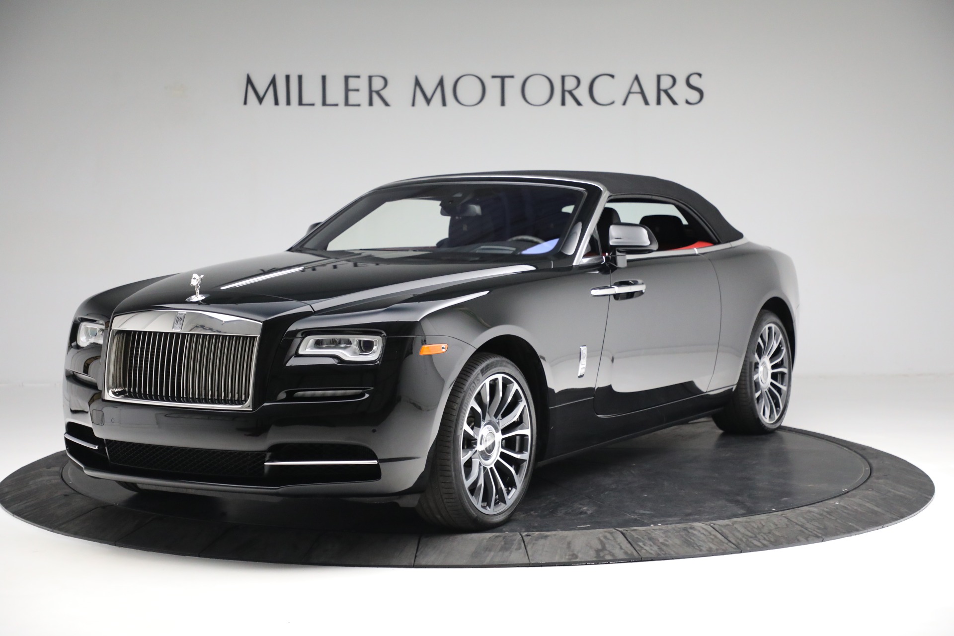 Rolls-Royce Luxury Interior Features - Miller Motorcars