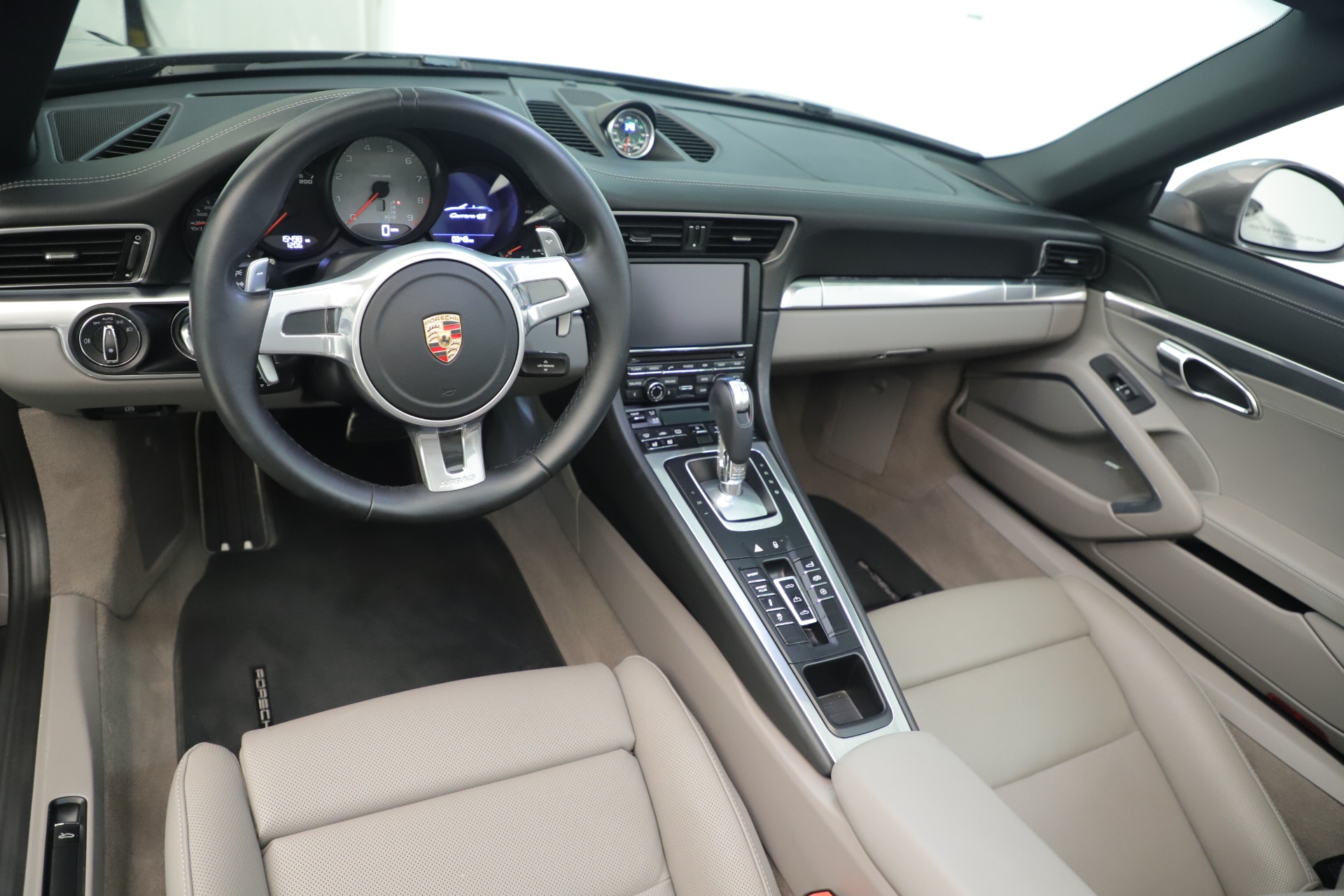 Used-2015-Porsche-911-Carrera-4S