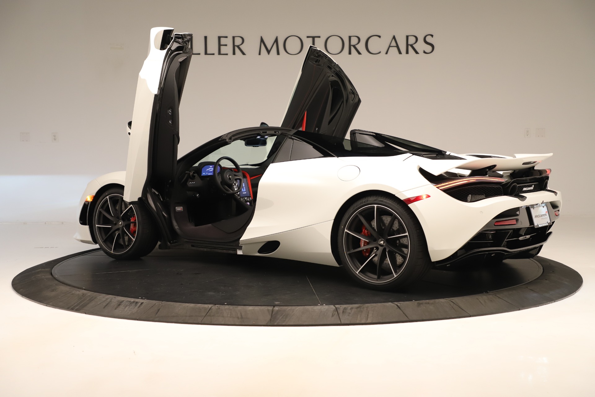 720s all white