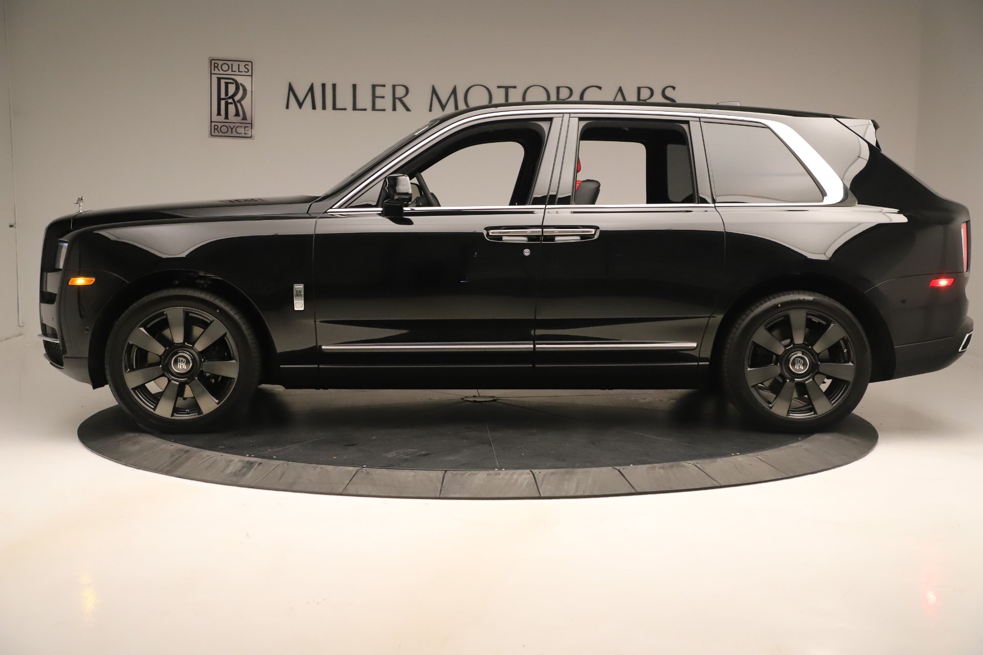 New-2020-Rolls-Royce-Cullinan