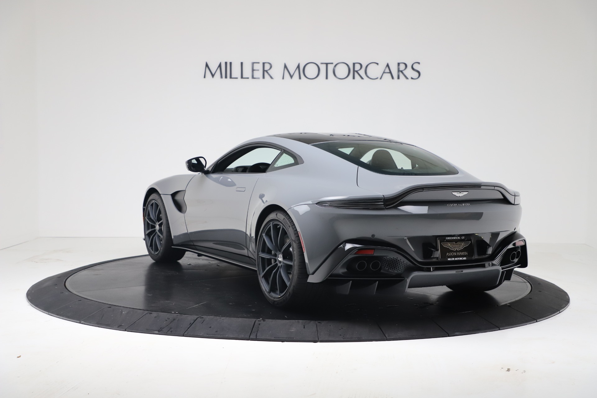 2020 Aston Martin Coupe Db11 aston amr 2d rwd