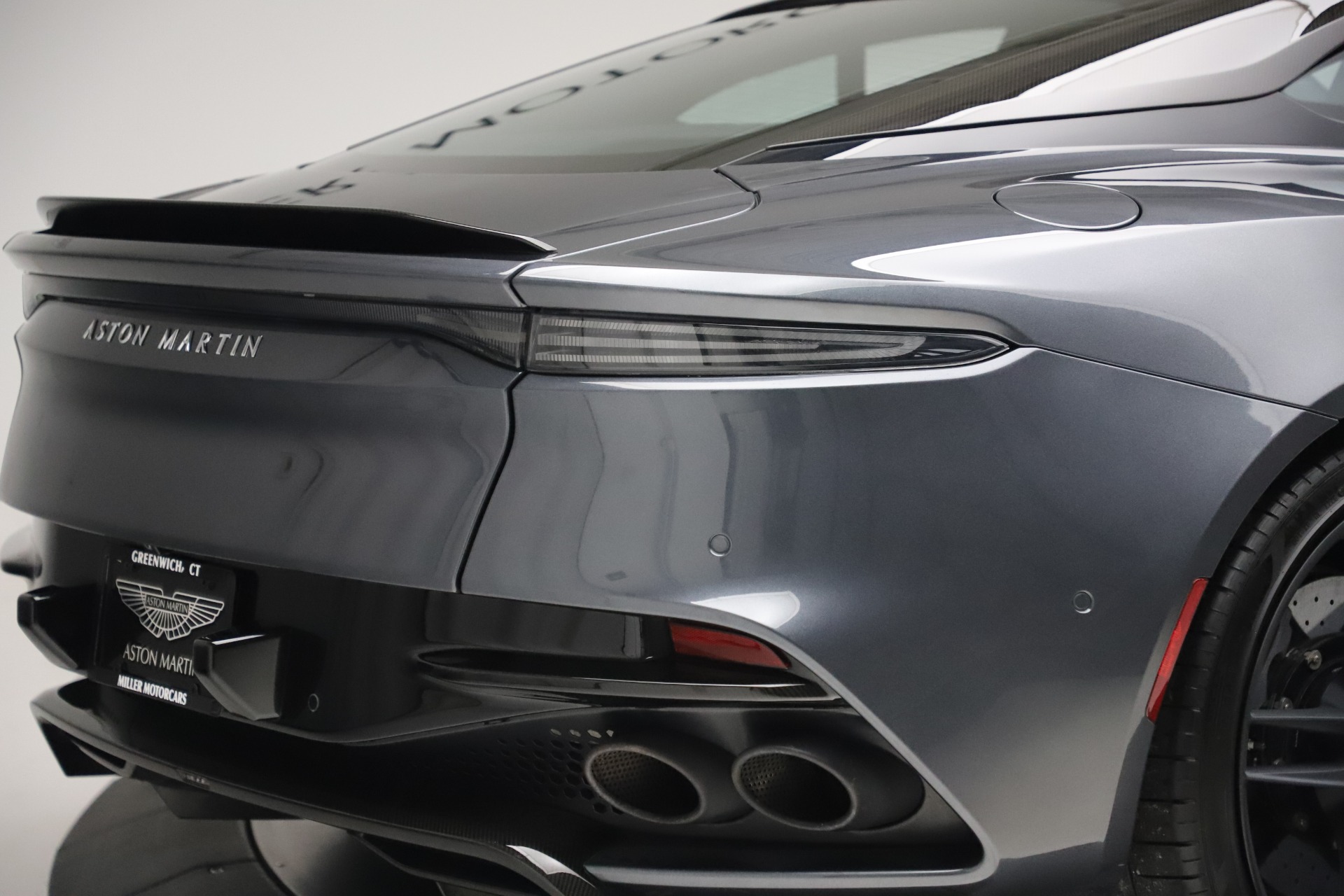 Used-2019-Aston-Martin-DBS-Superleggera-Coupe
