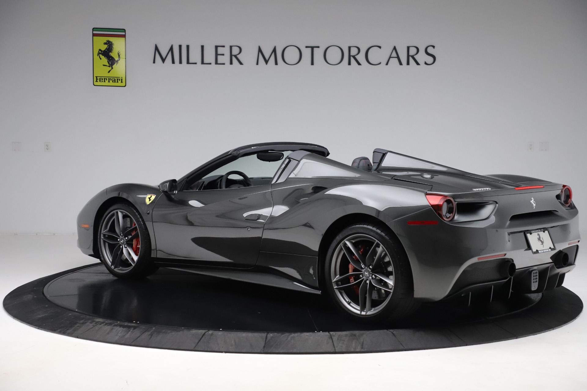 2018 ferrari 488 spider horsepower