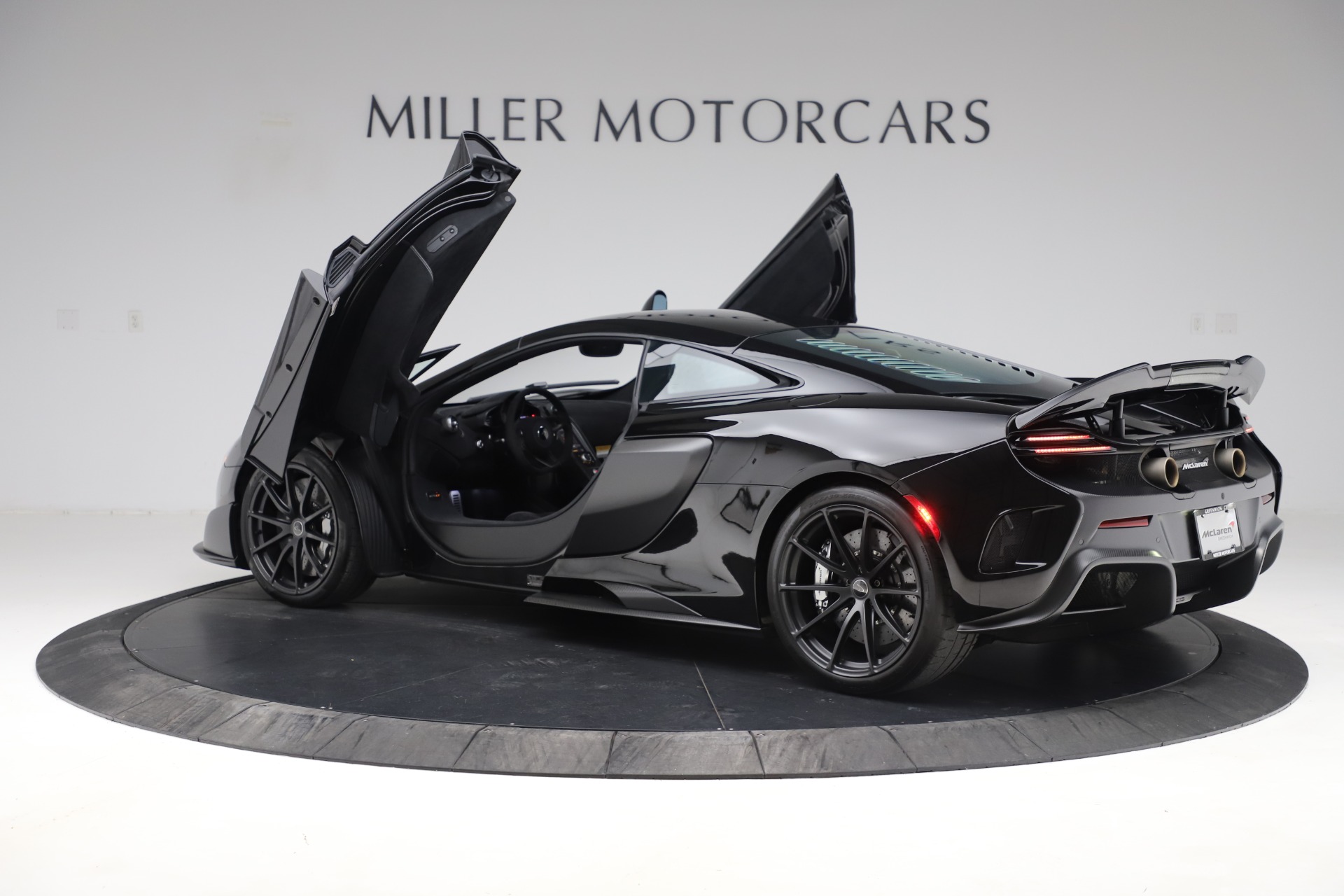 Pre Owned 16 Mclaren 675lt Coupe For Sale Miller Motorcars Stock 3185