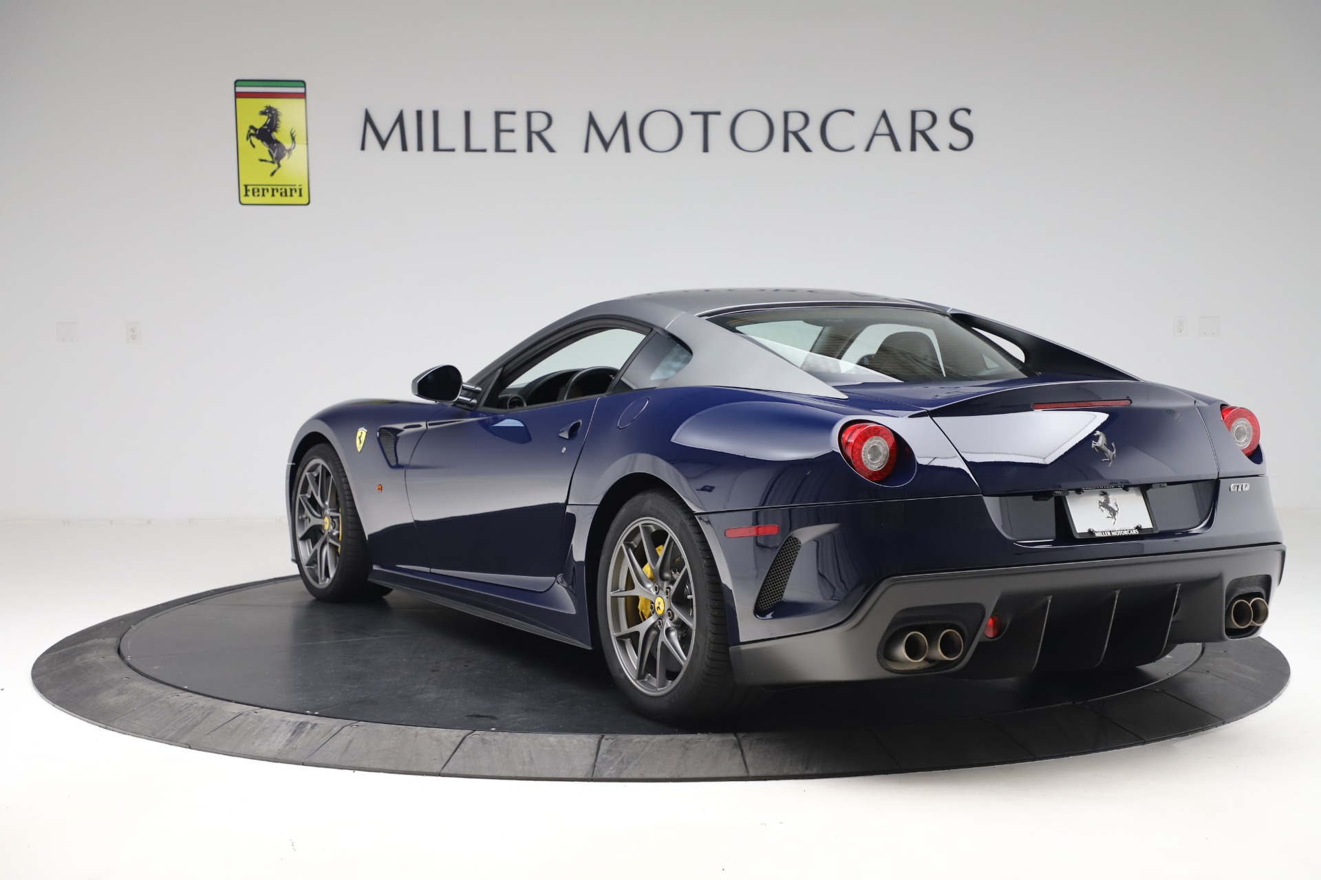 ferrari gto 2011
