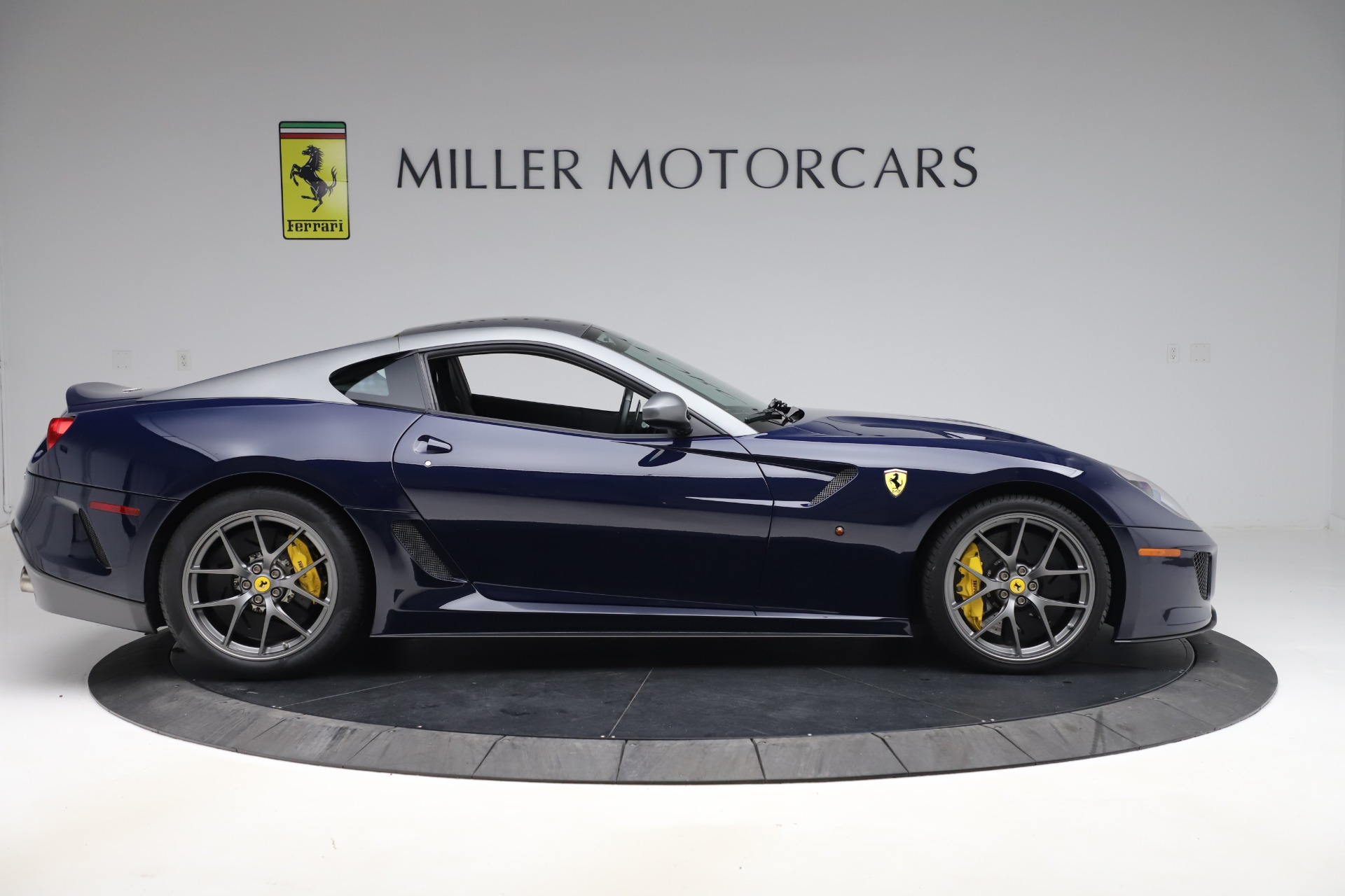 ferrari gto 2011