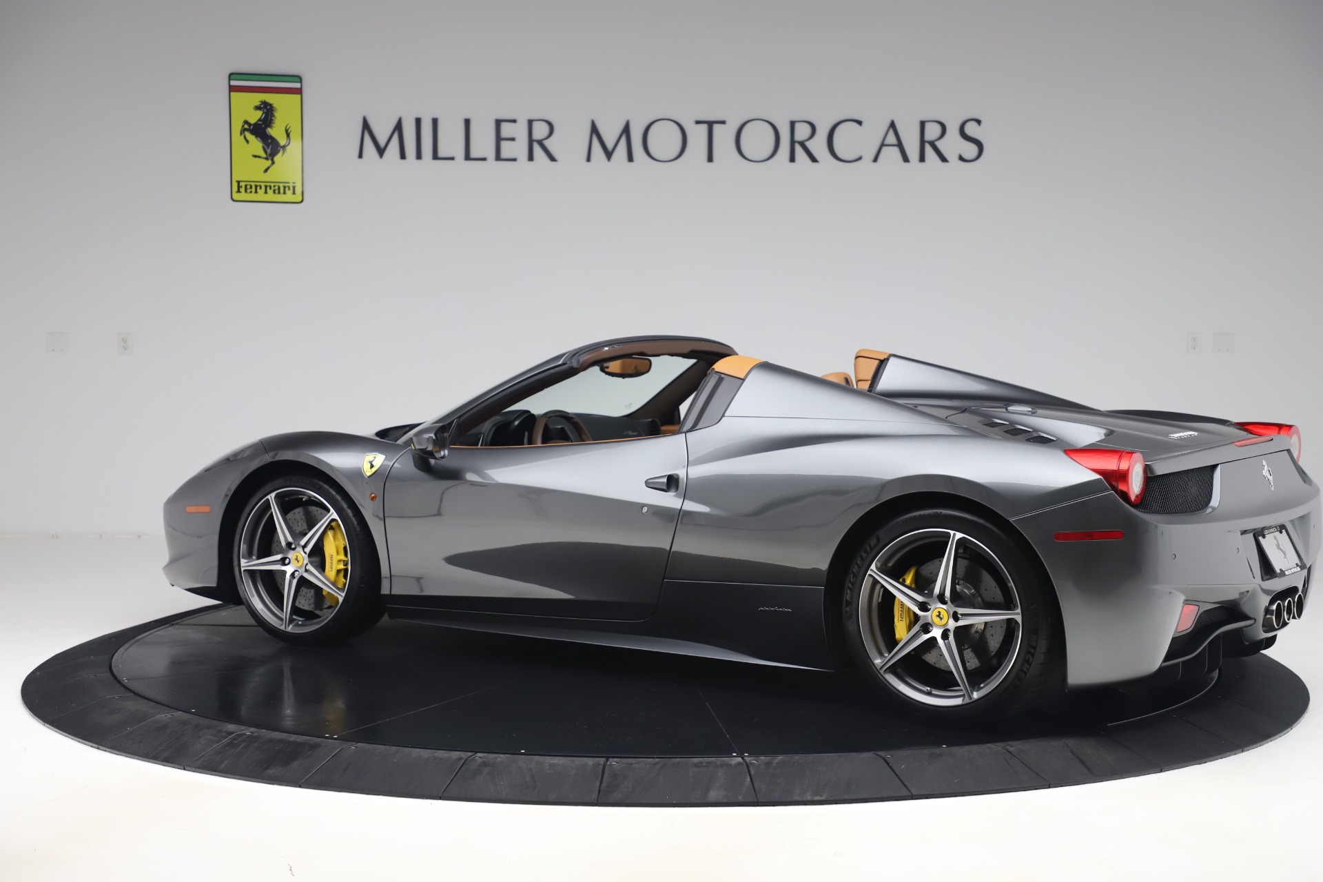 【メル・カリオ】 Used 2012 Ferrari 458 Spider For Sale (Sold) | Miller