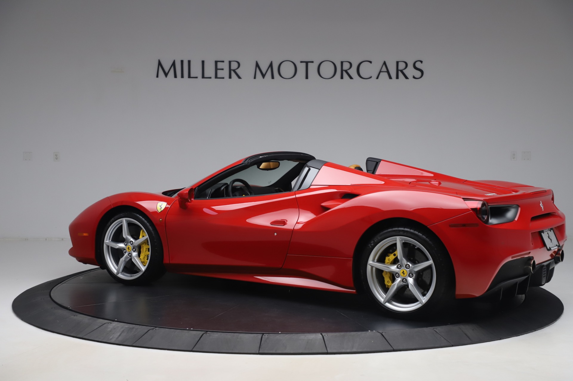 scuderia ferrari base