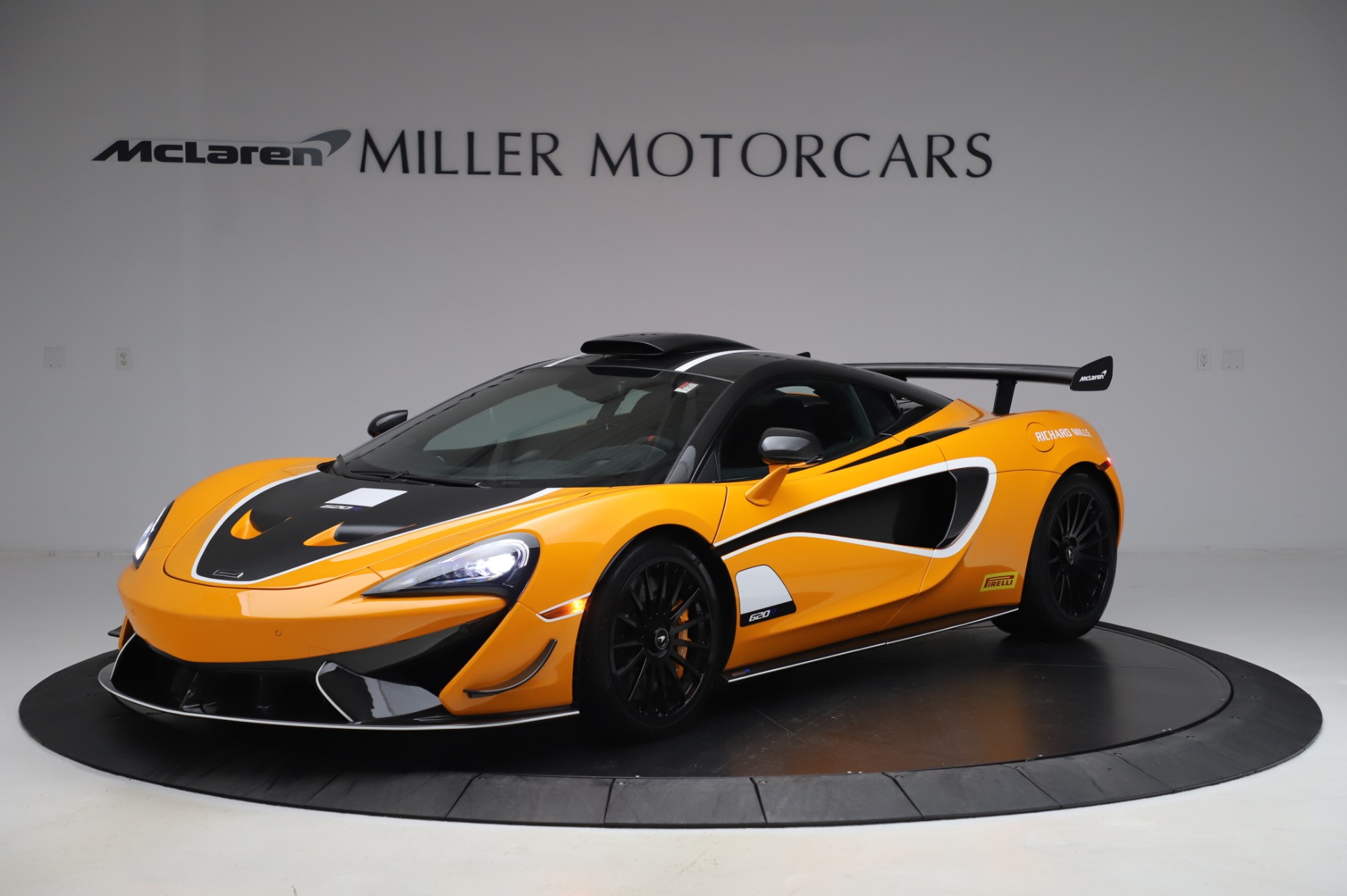 2020 McLaren 620R