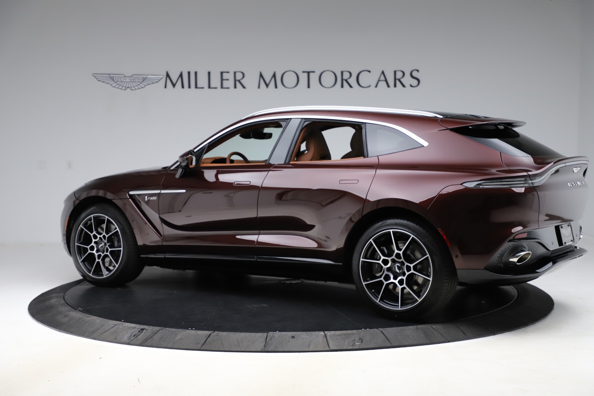 New 2021 Aston Martin DBX For Sale ($226,836) | Miller Motorcars Stock