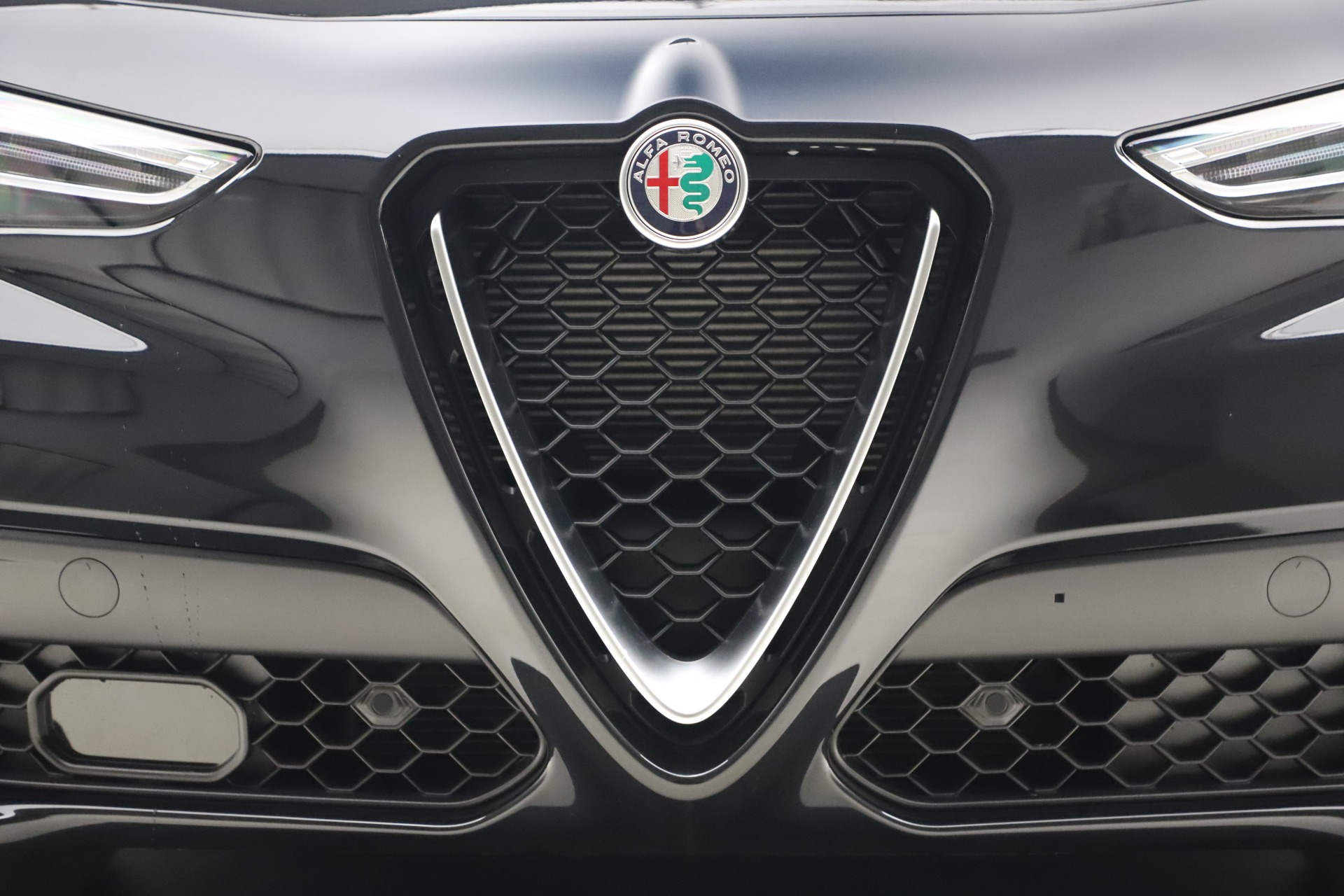 New-2020-Alfa-Romeo-Stelvio-Ti-Lusso-Q4