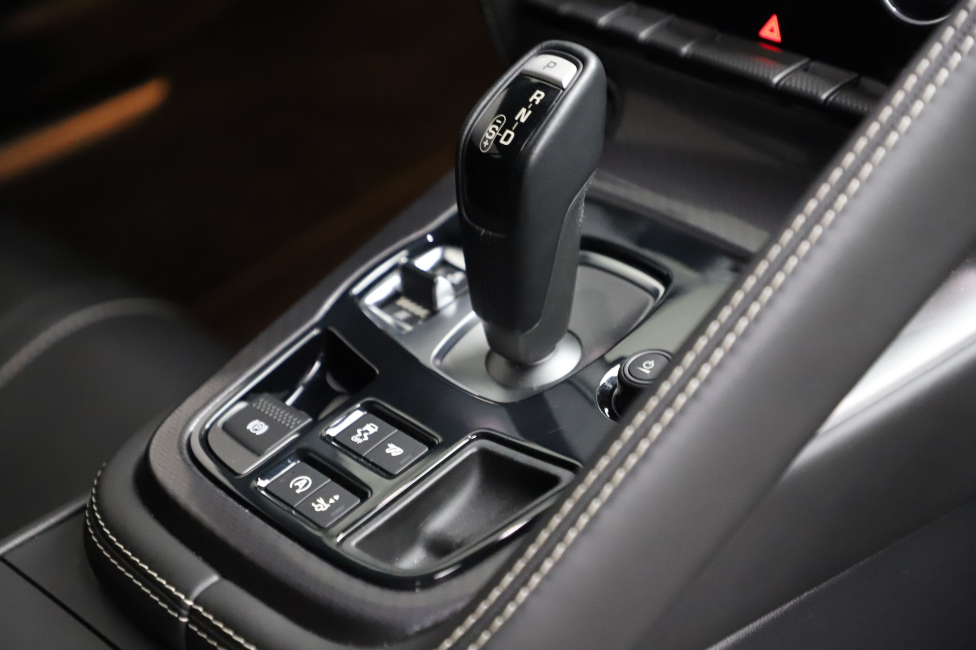 Used-2016-Jaguar-F-TYPE-R