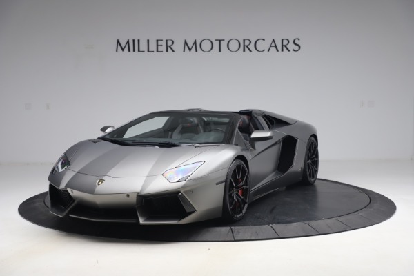 Lamborghini Aventador Roadster 2015 限定版 Used-2015-Lamborghini-
