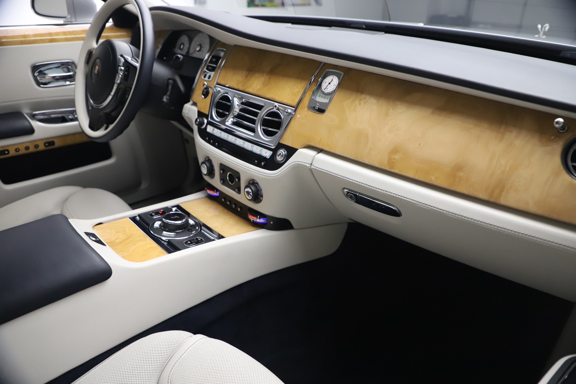 Front Center Console Armrest Assembly Tan Rolls Royce Phantom 200317  Wear  Pacific Motors