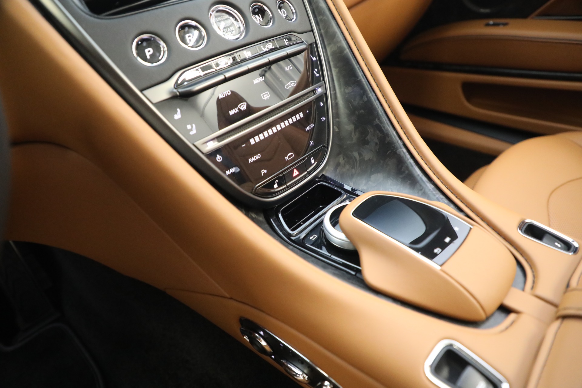 New 2021 Aston Martin DBS Superleggera Volante For Sale () | Miller