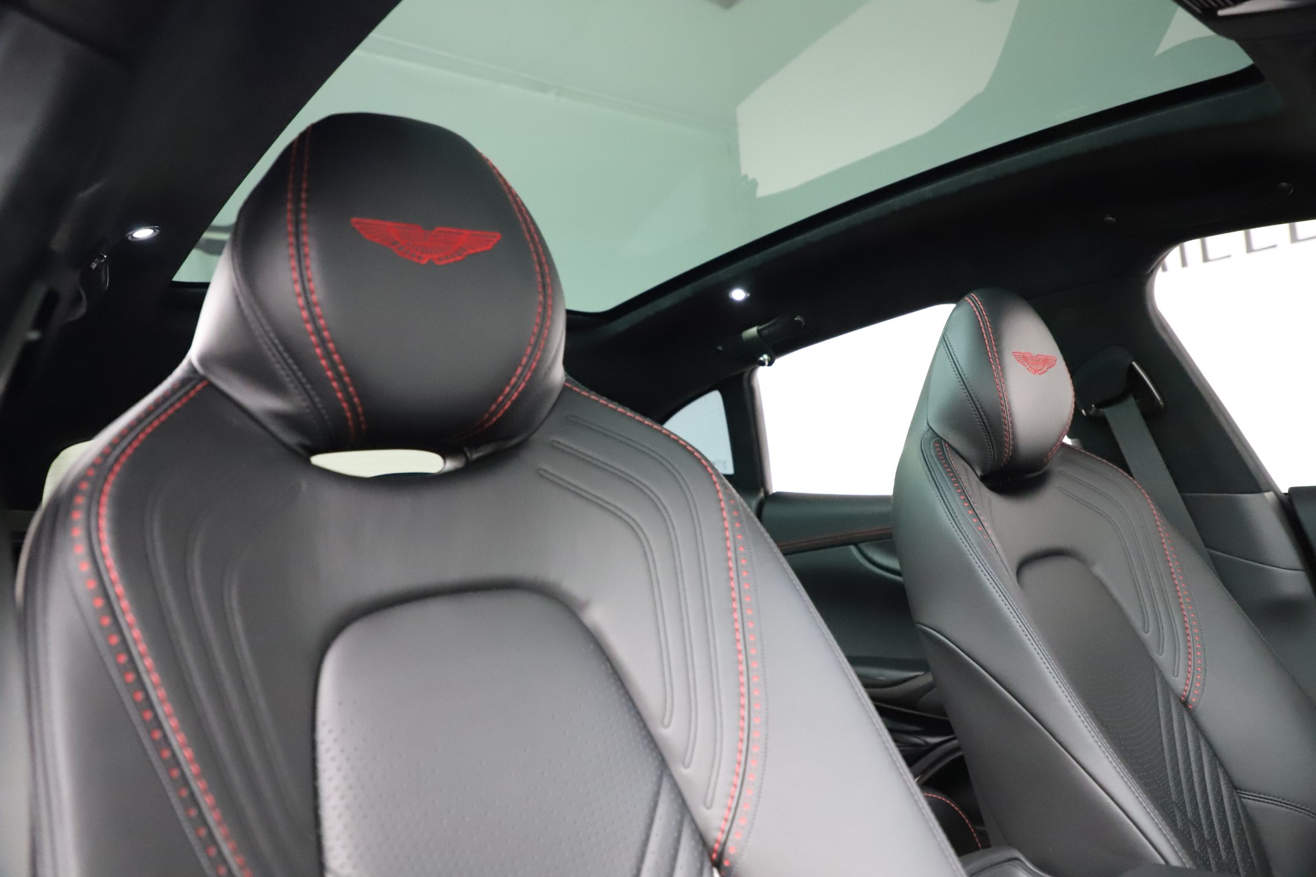 New 2021 Aston Martin DBX For Sale ($212,686) | Miller Motorcars Stock