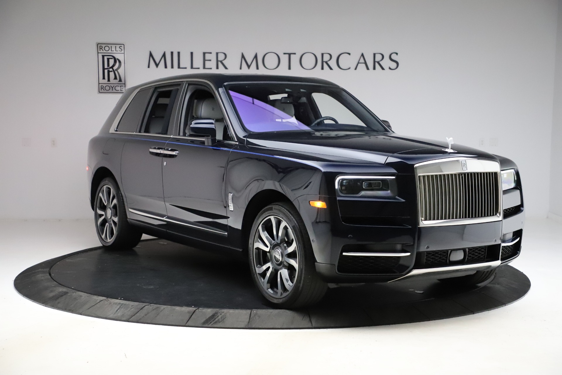 New 2019 Rolls-Royce Cullinan For Sale ($396,250)  Rolls-Royce Motor Cars  Philadelphia Stock #19R102