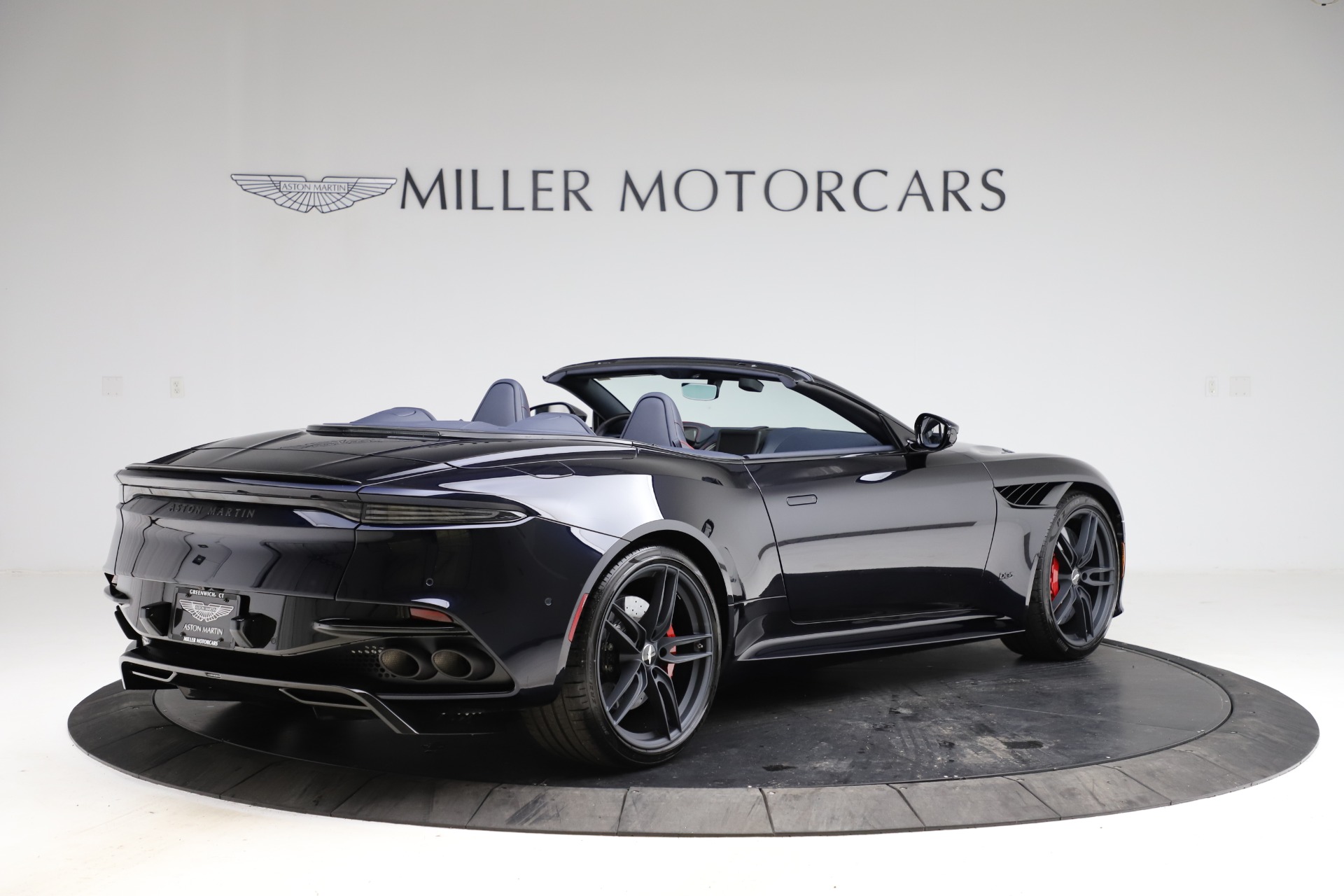 New 2021 Aston Martin DBS Superleggera Volante For Sale () | Miller