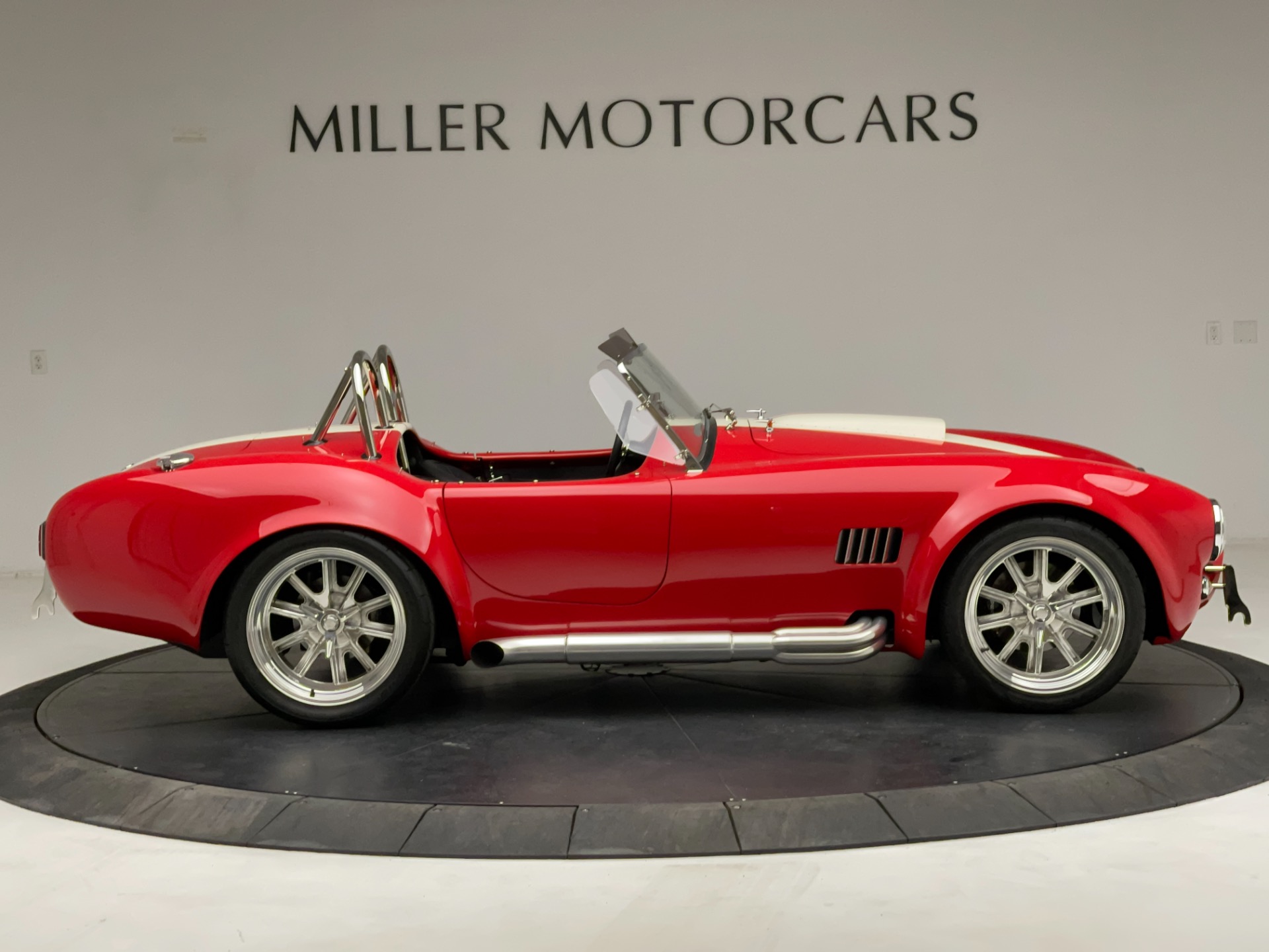 Pre-Owned 2020 Shelby Cobra Superformance For Sale () | Miller
