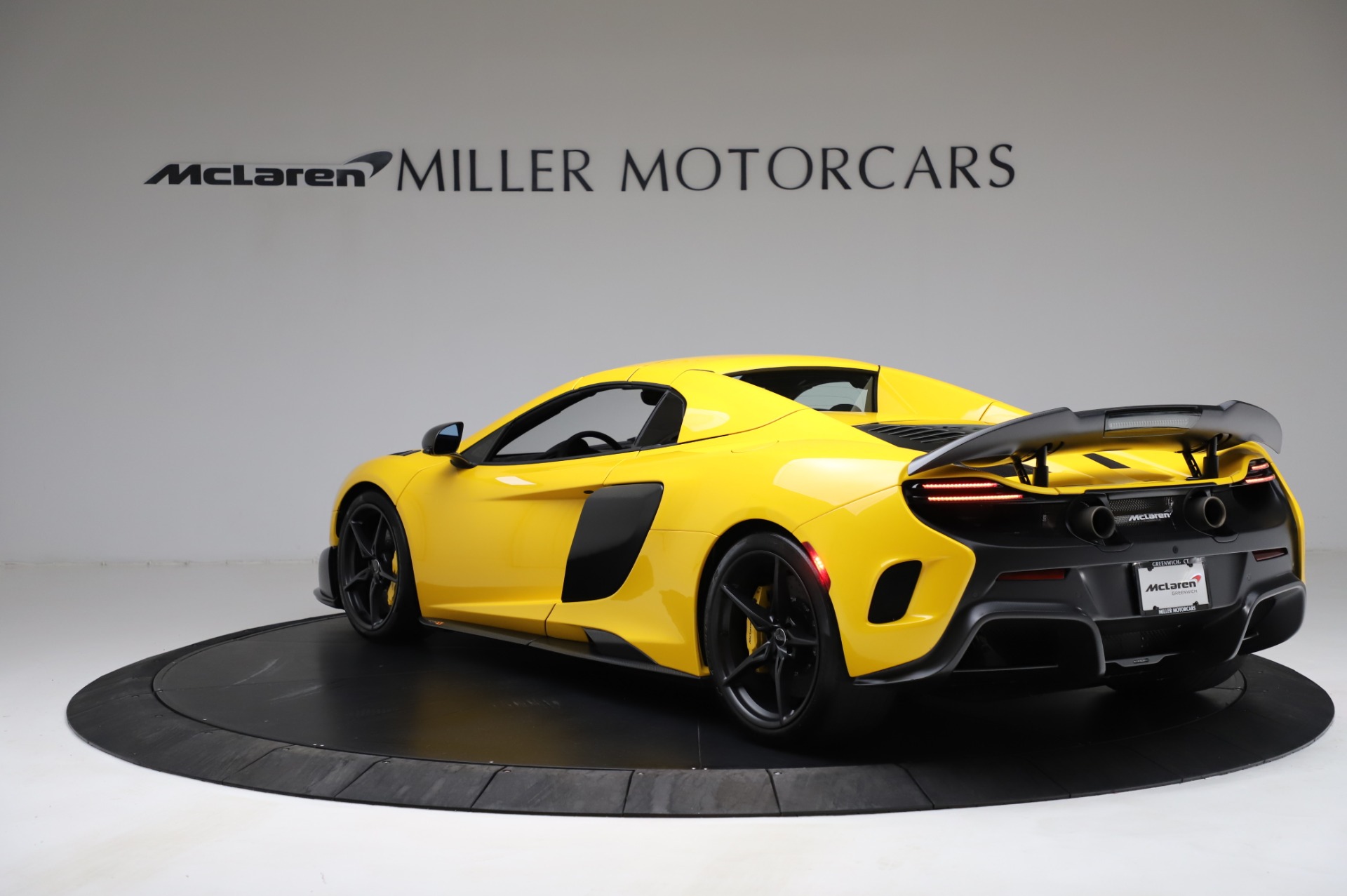 Pre Owned 16 Mclaren 675lt Spider For Sale Miller Motorcars Stock 3238c