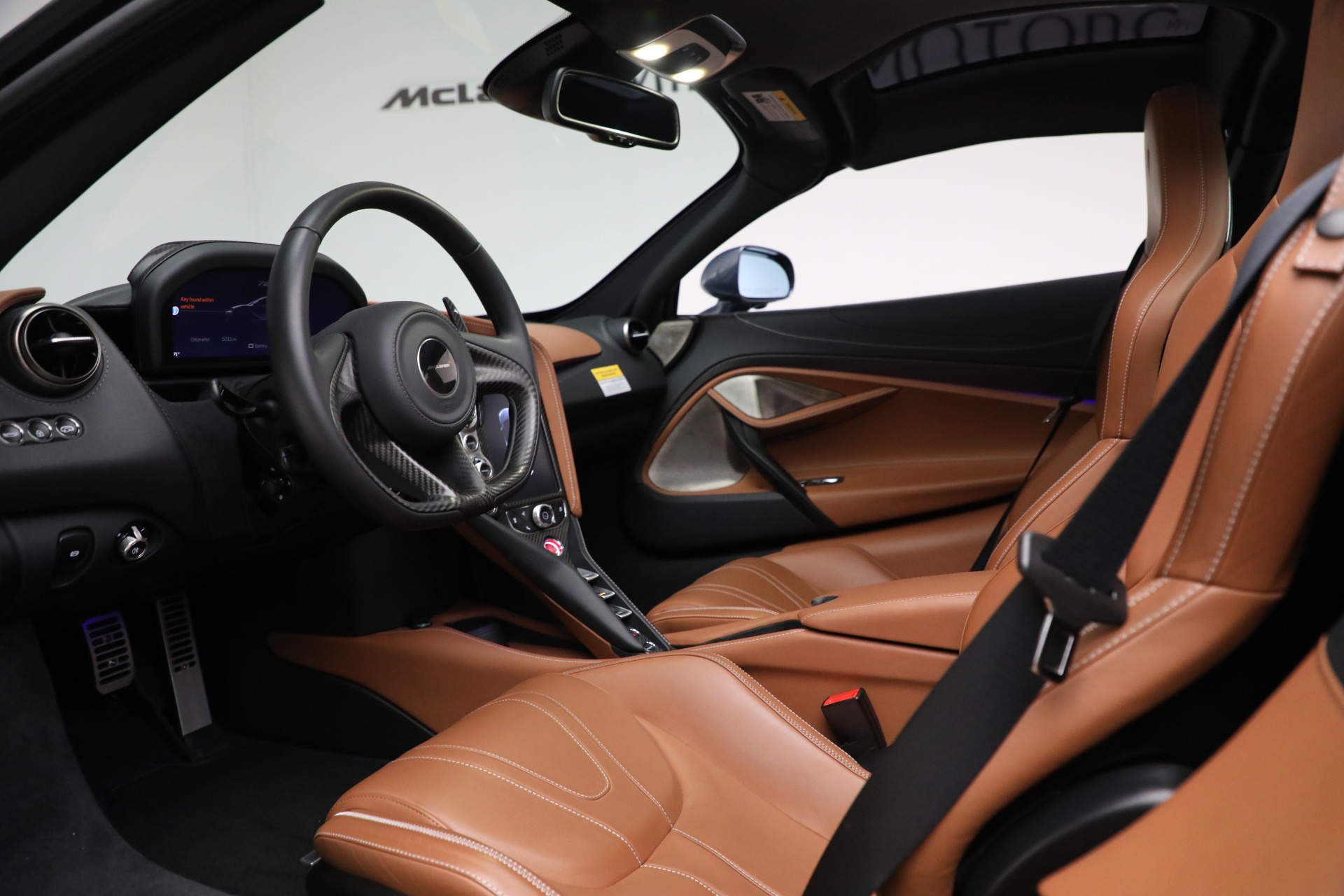 Used-2018-McLaren-720S-Luxury