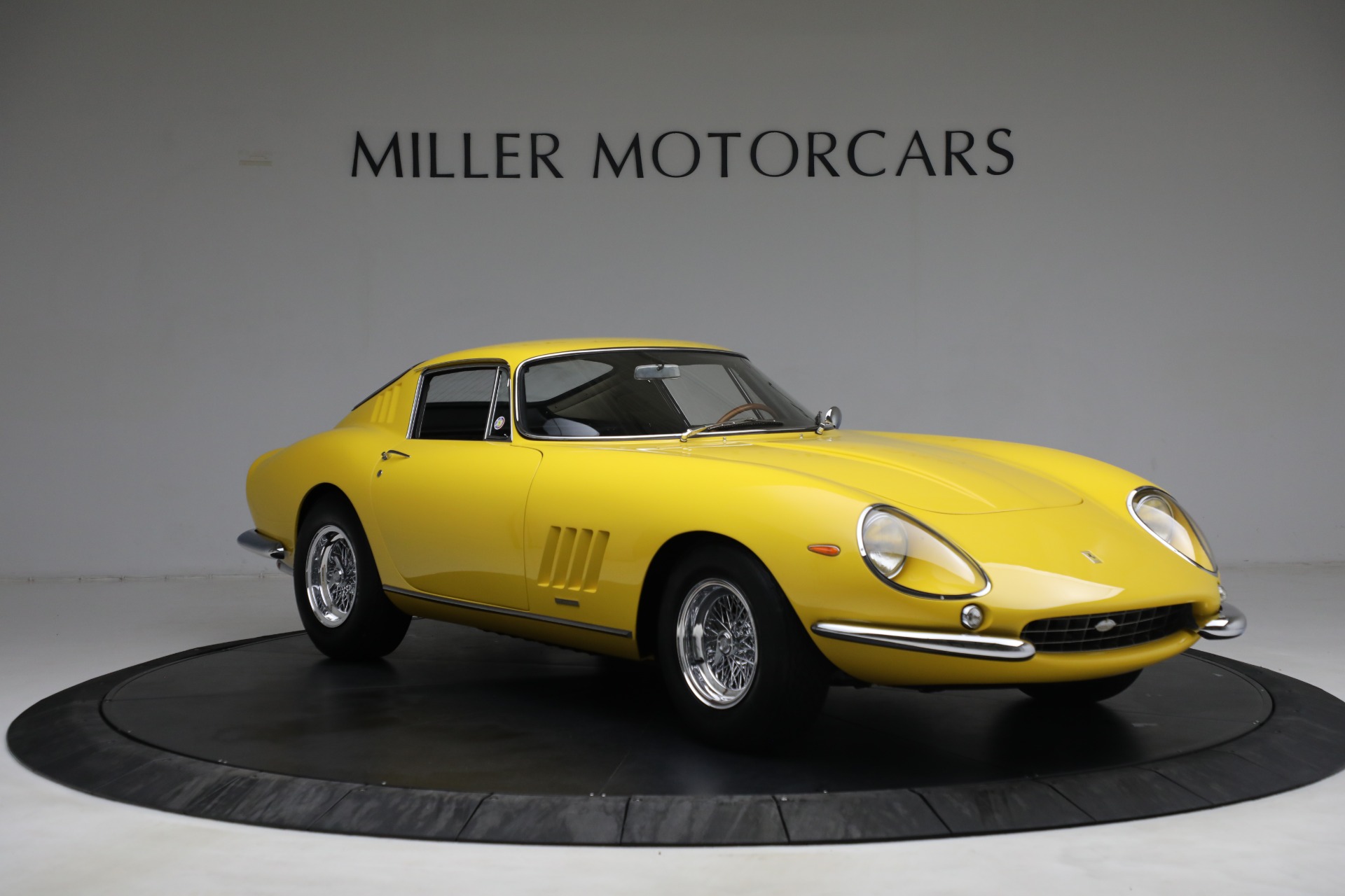 KK SCALE MODELS 1/18 – FERRARI 275 GTB/4 NART Spider – 1967