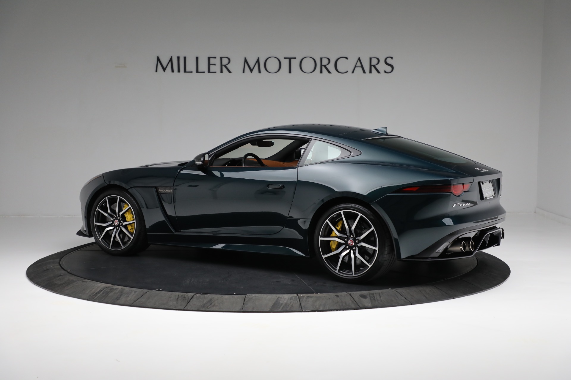 A-Pillar Kit | JAGUAR F-Type COUPE SVR 2018 A-Pillar Kit | JAGUAR F-Type COUPE SVR 2018