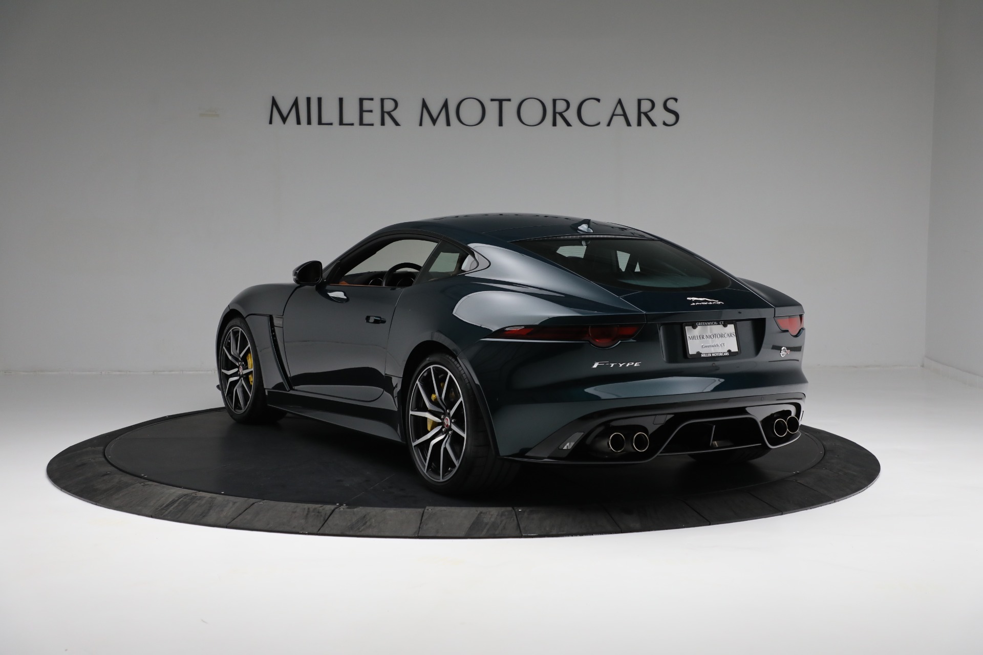 Used-2018-Jaguar-F-TYPE-SVR