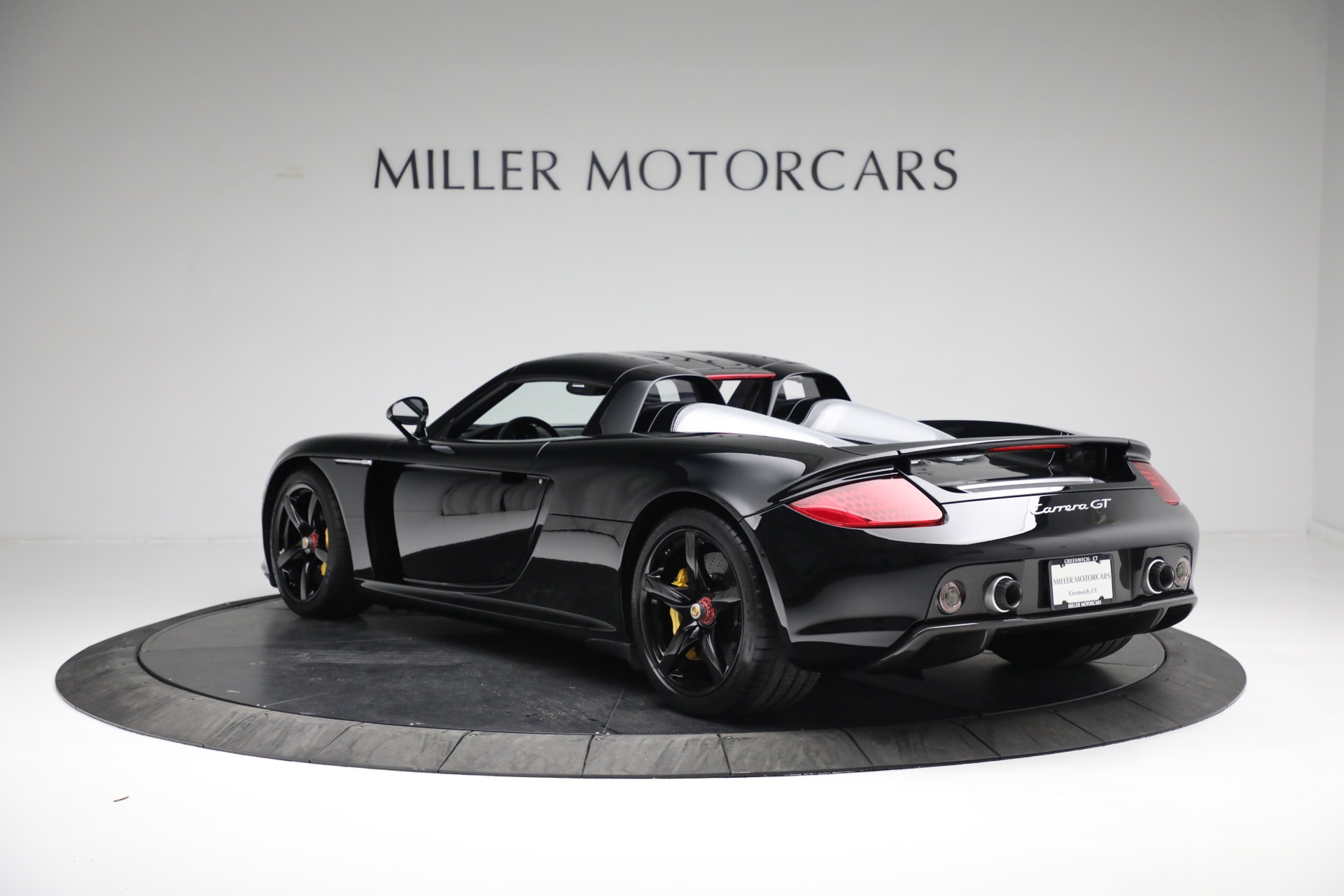 Pre-Owned 2005 Porsche Carrera GT For Sale ($1,400,000) | Miller Motorcars  Stock #8431C