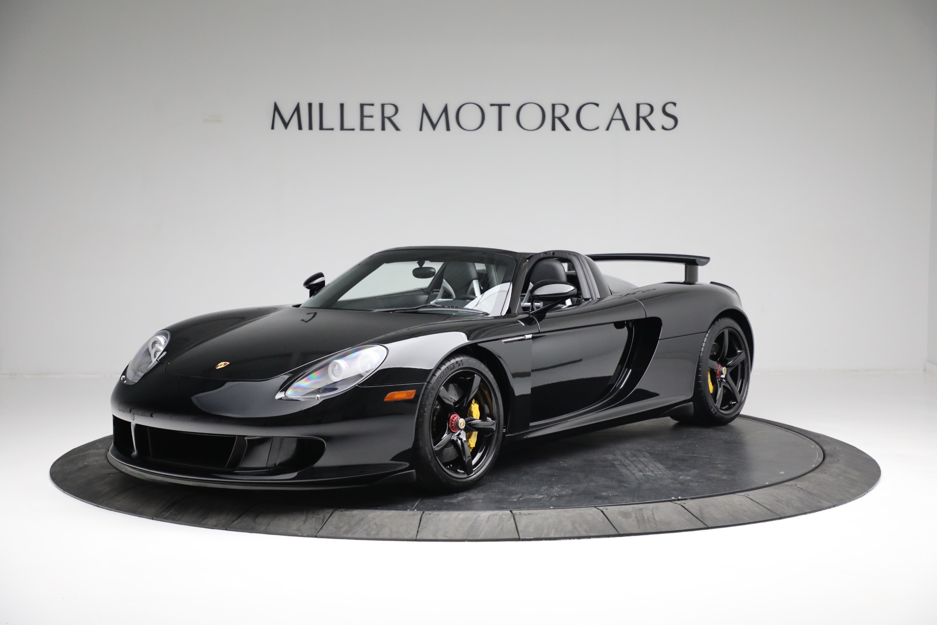 Pre-Owned 2005 Porsche Carrera GT For Sale ($1,400,000) | Miller Motorcars  Stock #8431C