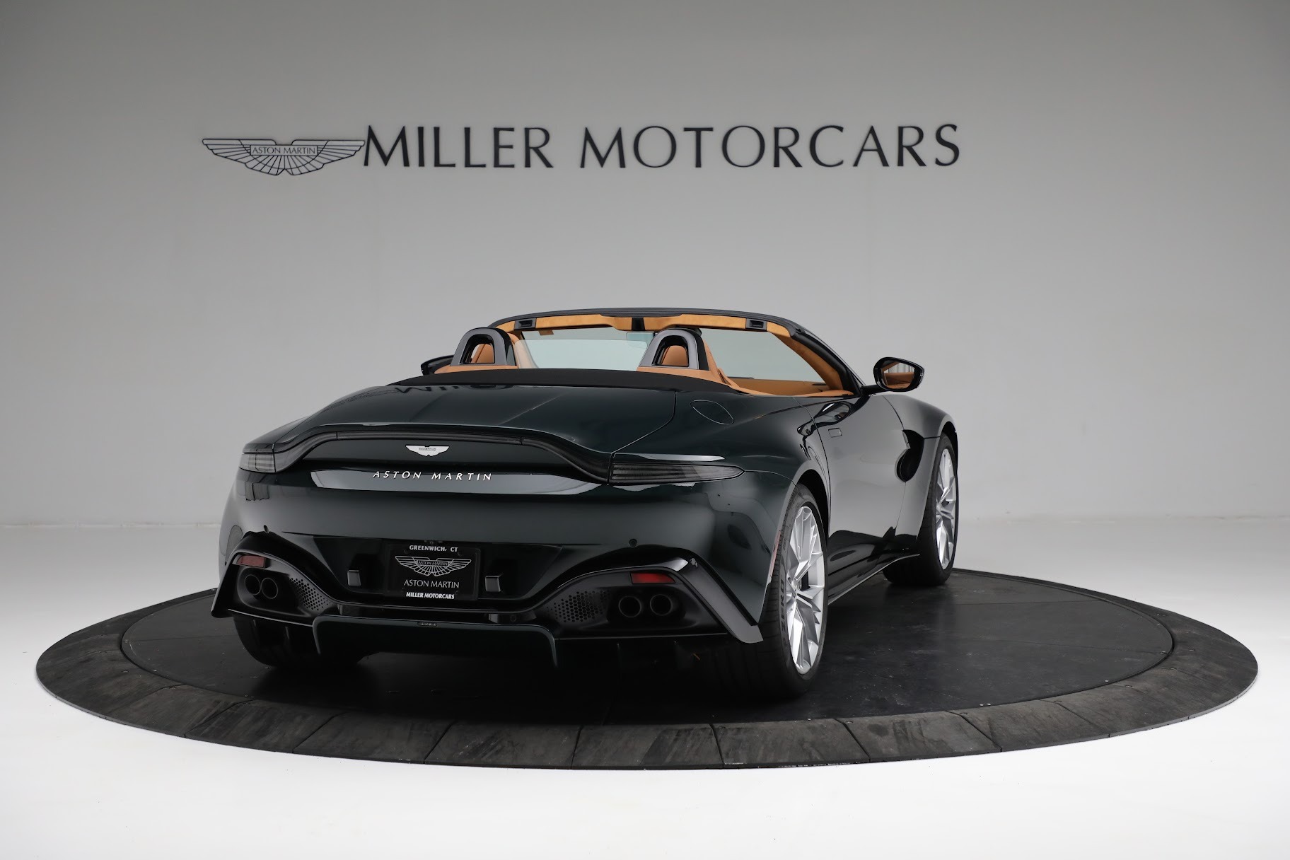 Aston Martin ガーメントバッグ 非売品 New 2022 Aston Martin Vantage Roadster For Sale (Sold) | Miller