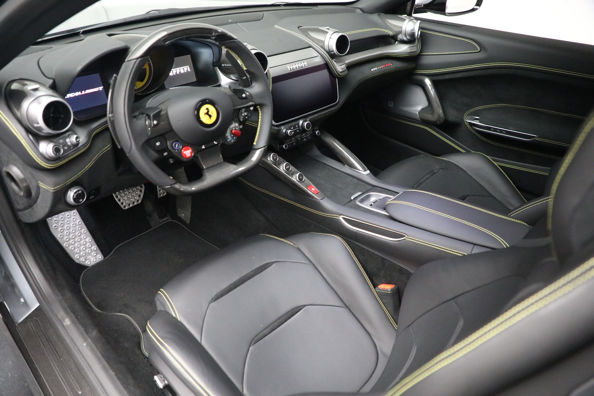 Used-2019-Ferrari-GTC4Lusso-T