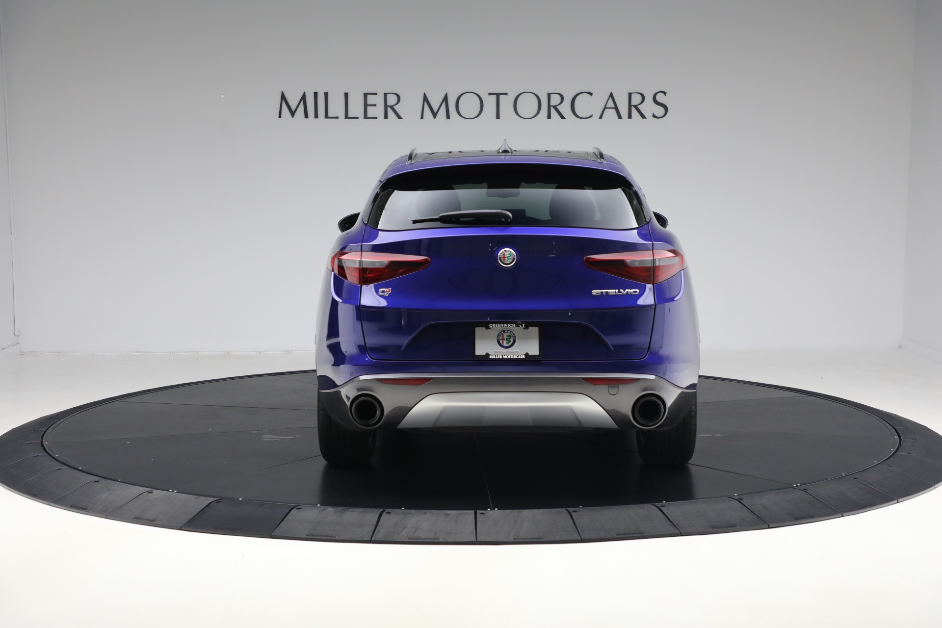 2022 Alfa Romeo Stelvio Ti photo 6