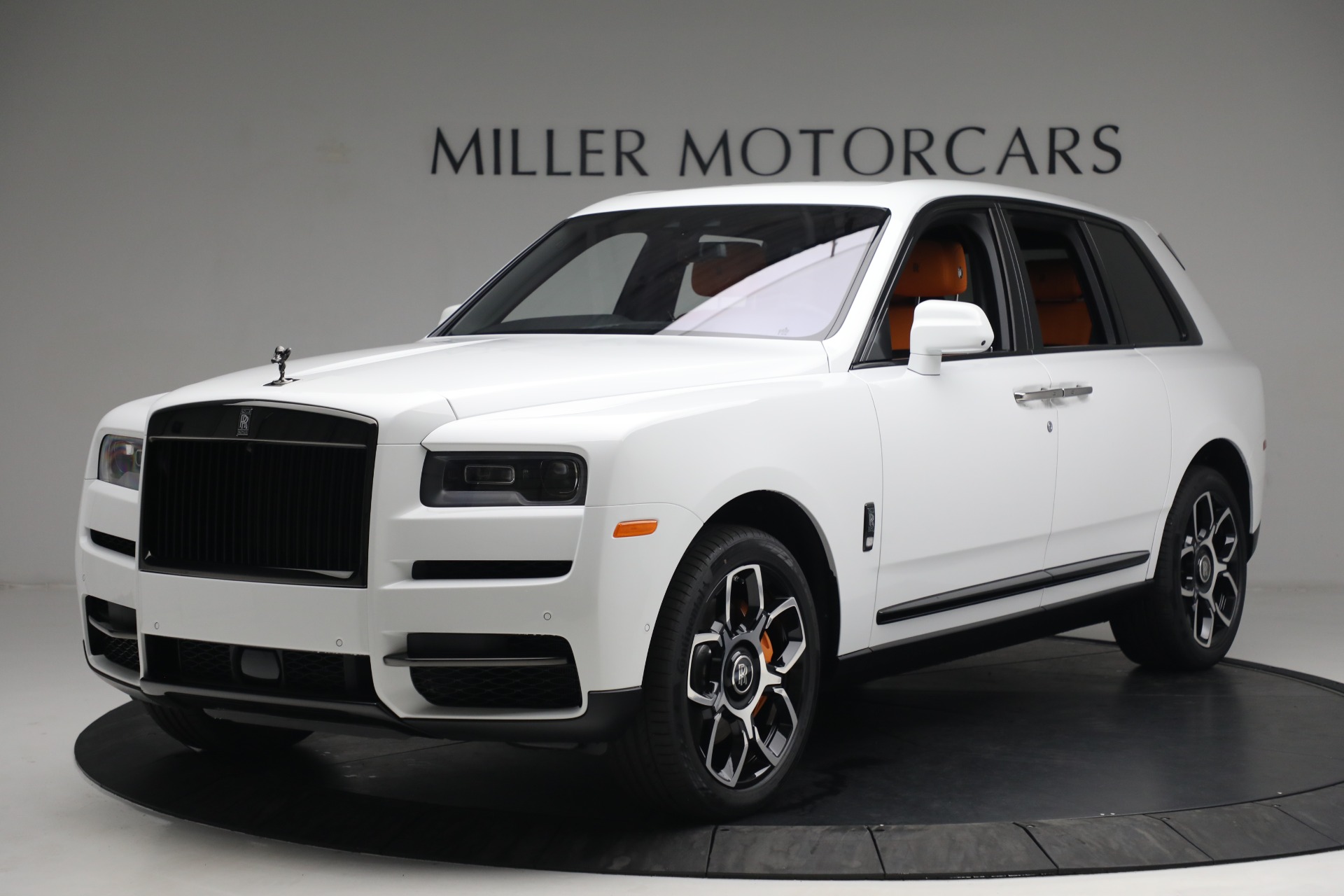 2022 Rolls-Royce Cullinan Review, Pricing, and Specs