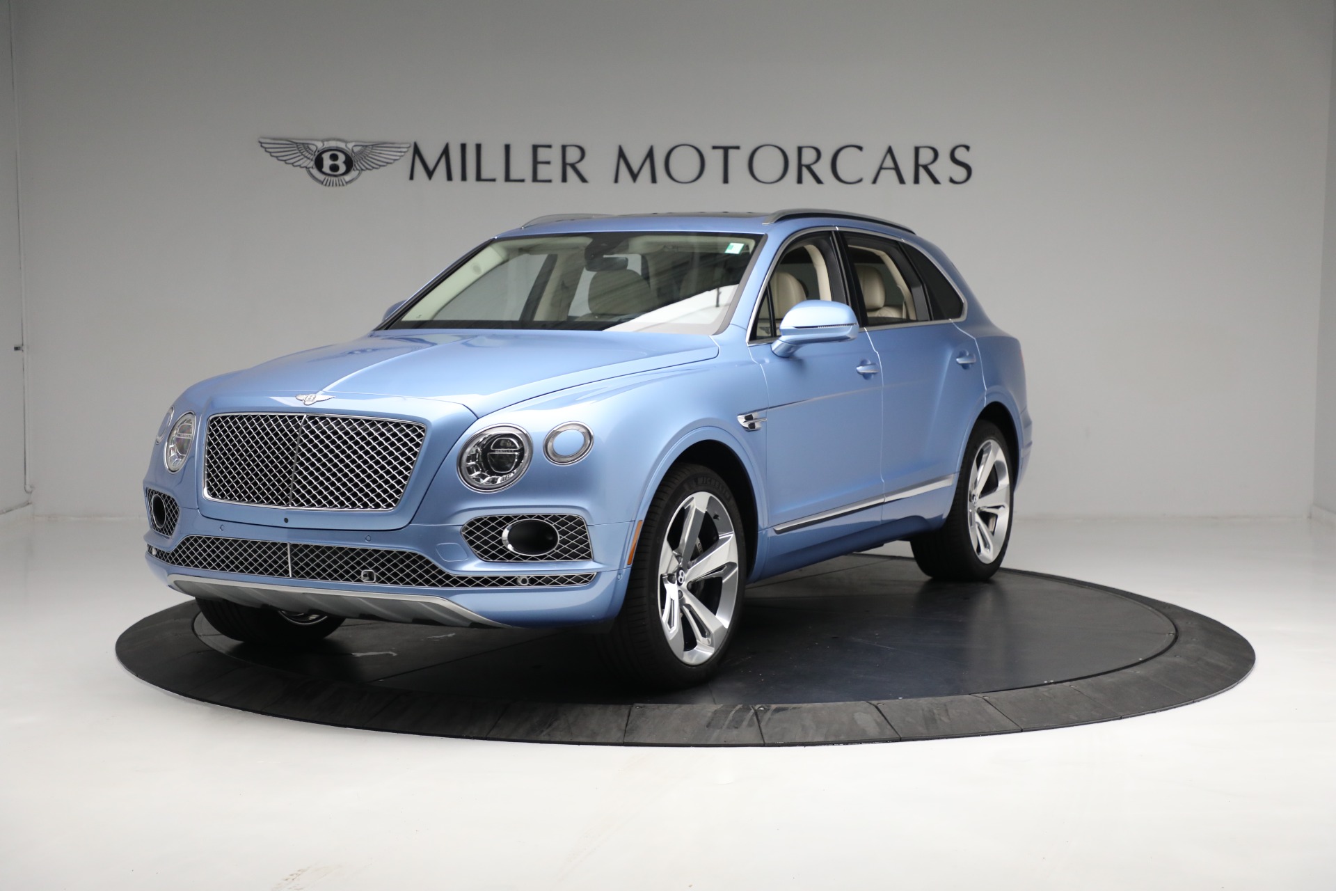 Used 2018 Bentley Bentayga W12 Signature For Sale (Sold) | Miller
