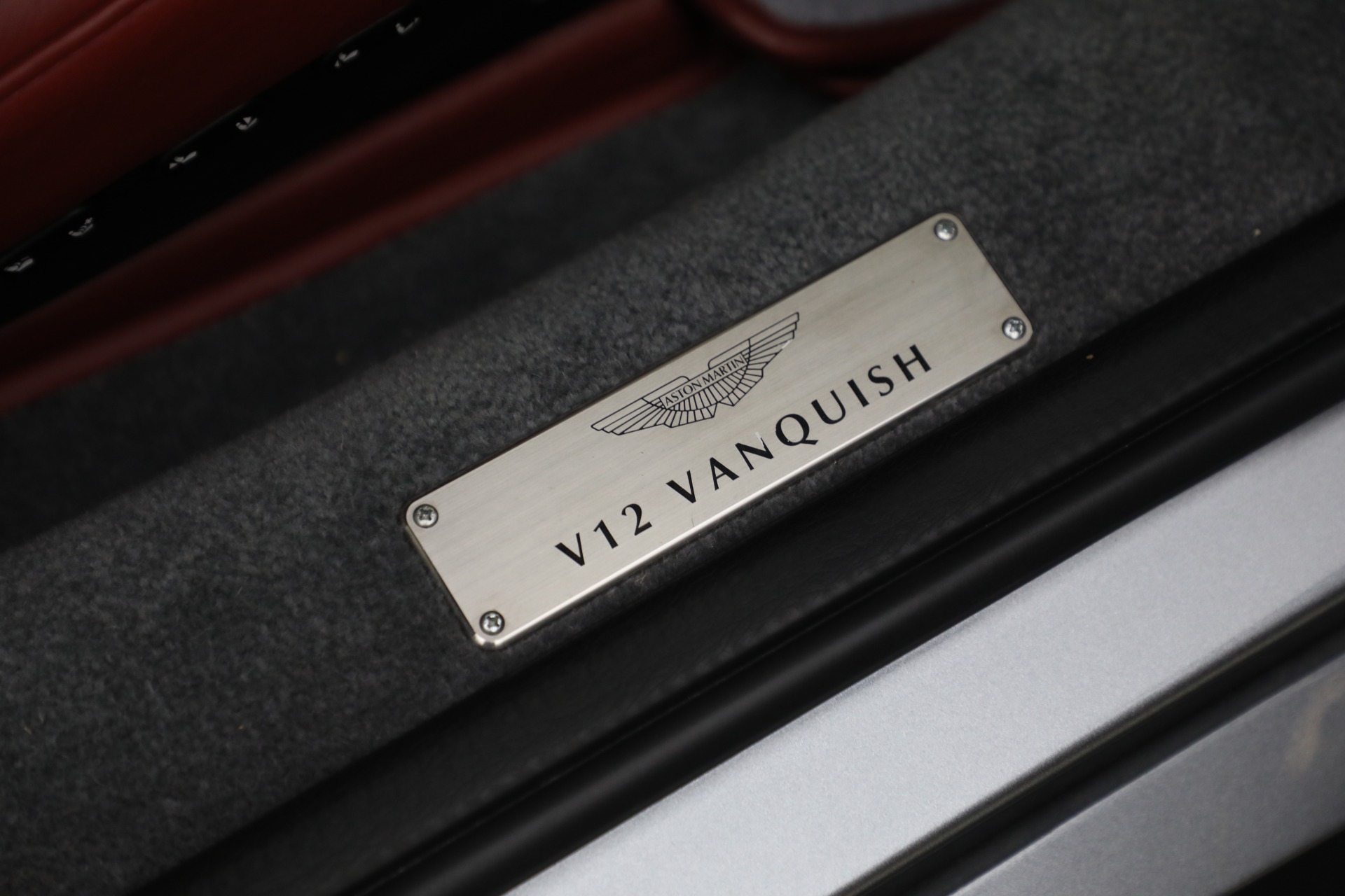 Used-2003-Aston-Martin-V12-Vanquish