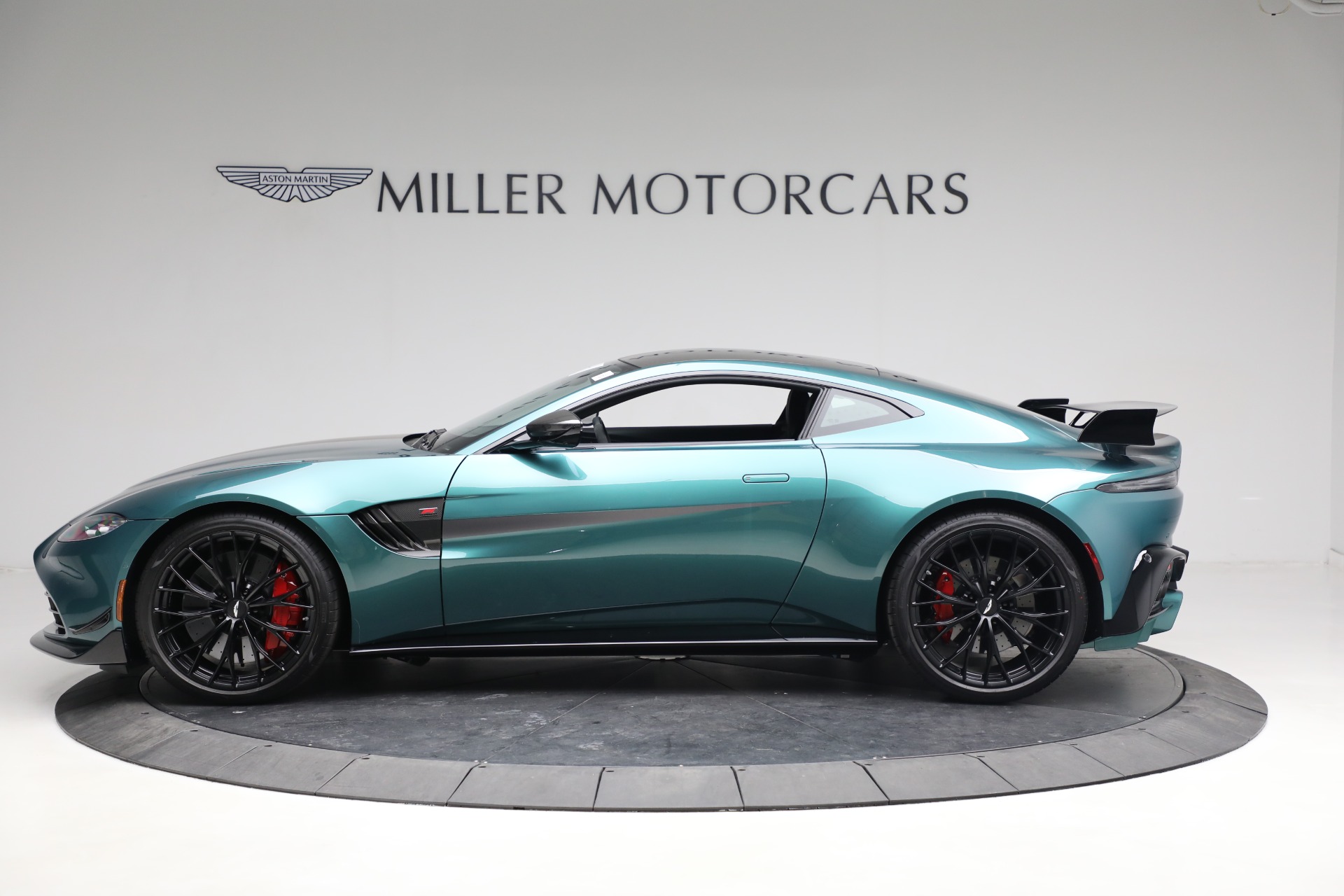New 2023 Aston Martin Vantage F1 Edition For Sale ($199,186) Miller Motorcars Stock #A1698