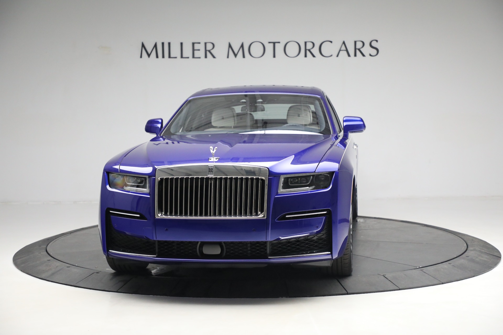 Visit Rolls-Royce Motor Cars Denver to Own a 2023 Rolls-Royce Phantom