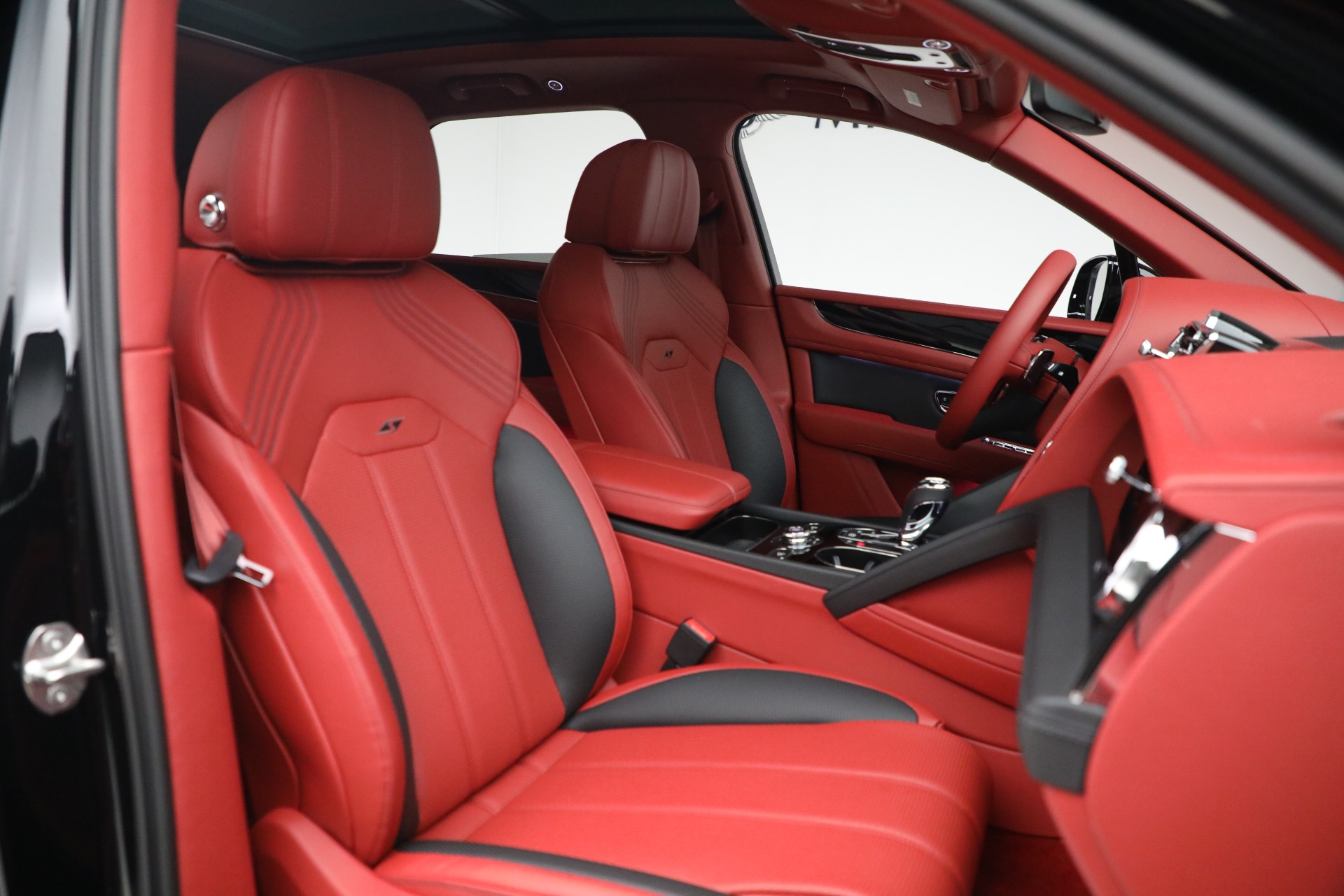 New-2022-Bentley-Bentayga-