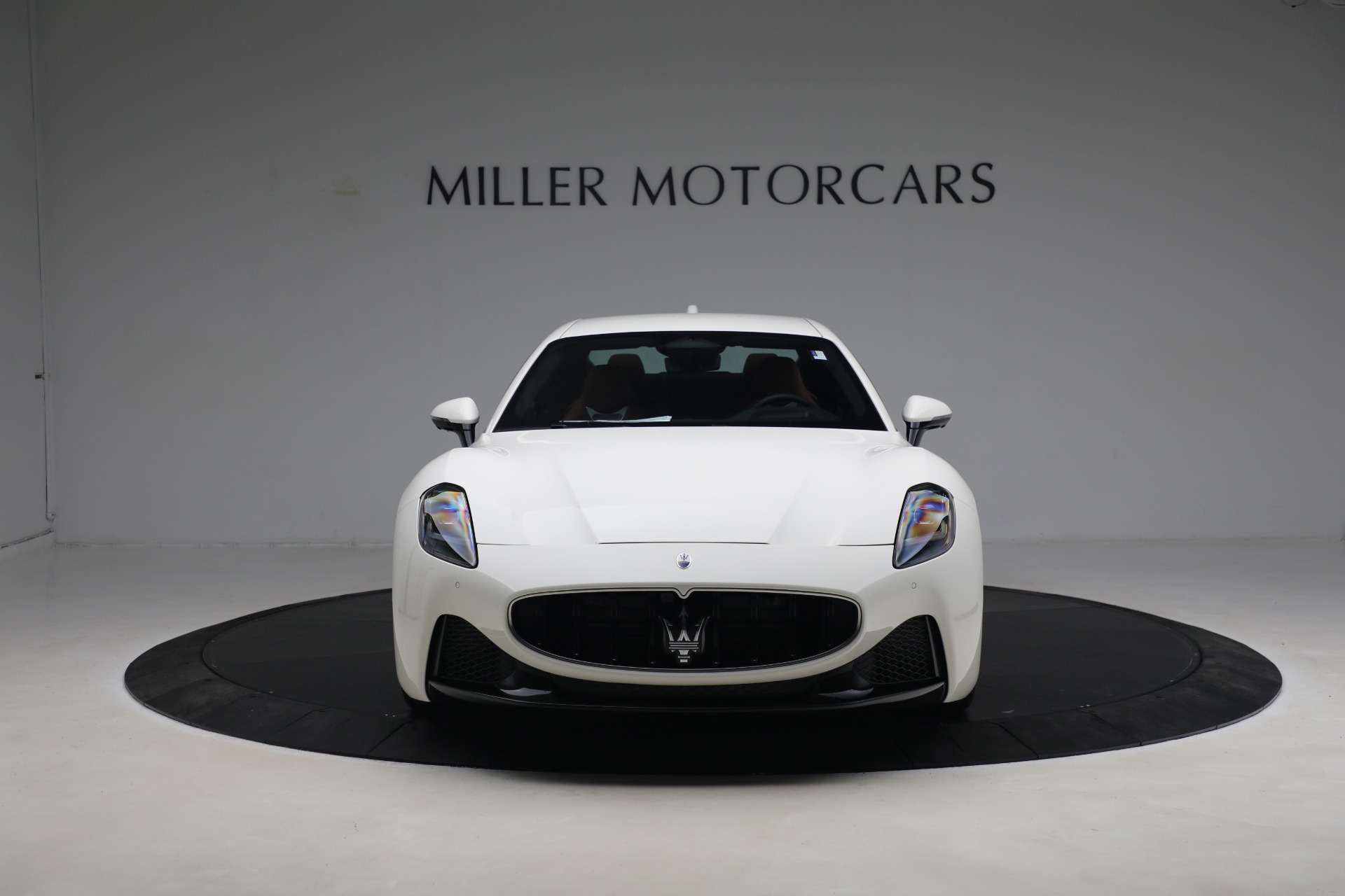 Limited-Edition Maserati GranTurismo S MC Sport Line For Middle East