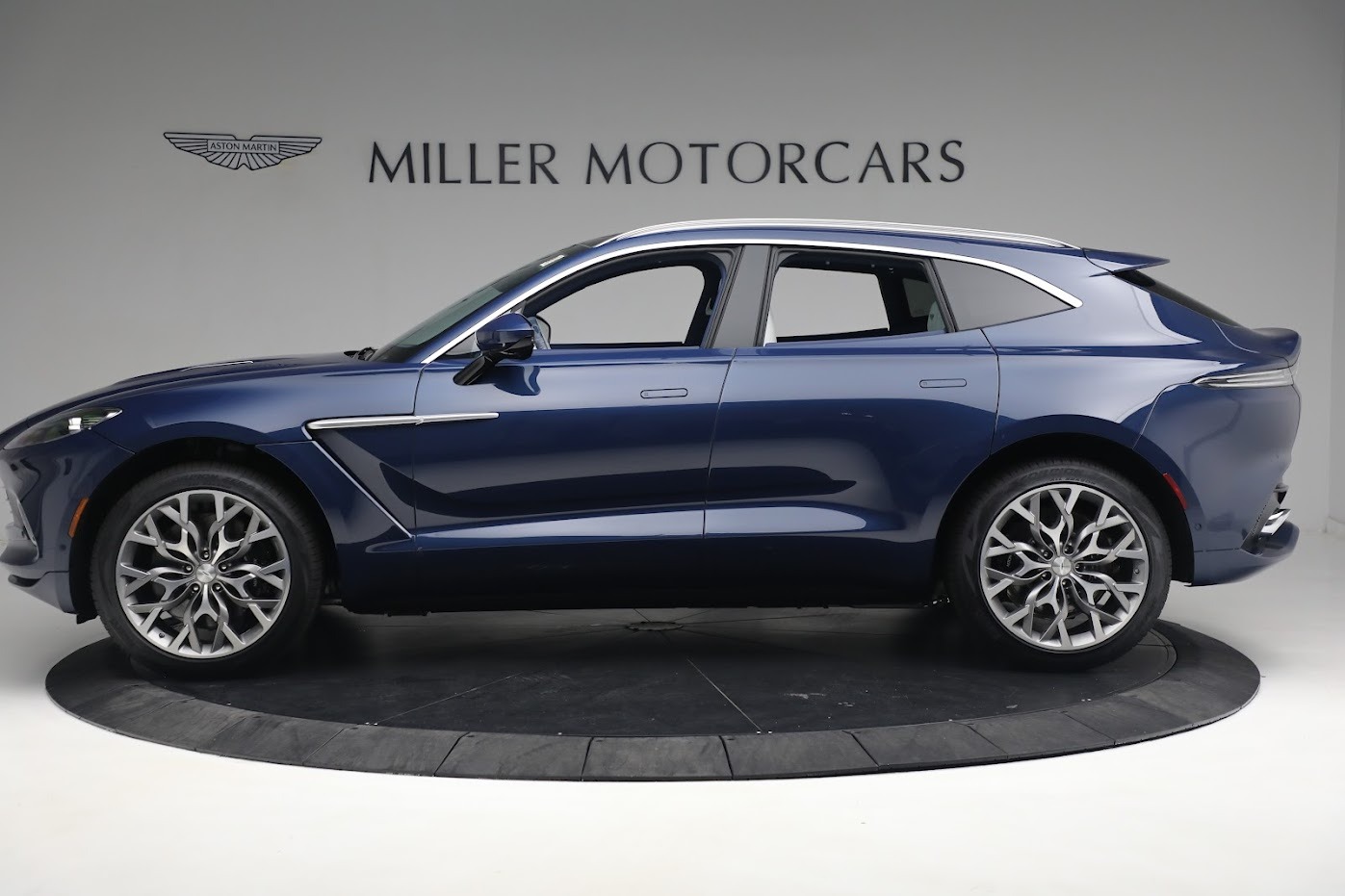 New 2024 Aston Martin DBX For Sale (250,886) Miller Motorcars Stock