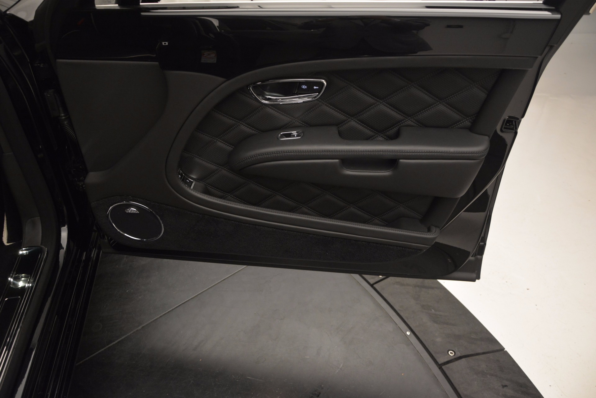 Pre-Owned 2016 Bentley Mulsanne For Sale () | Miller Motorcars Stock #7107