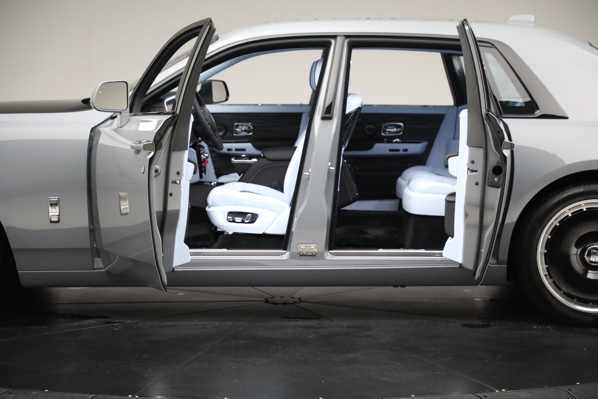 New 2024 RollsRoyce Phantom For Sale () Miller Motorcars Stock R736