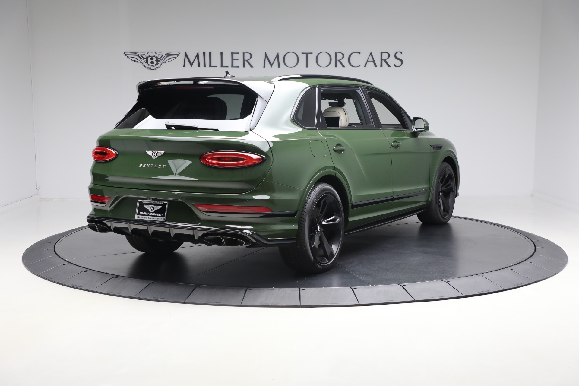 2023 Bentley Bentayga EWB Azure V8 photo 5