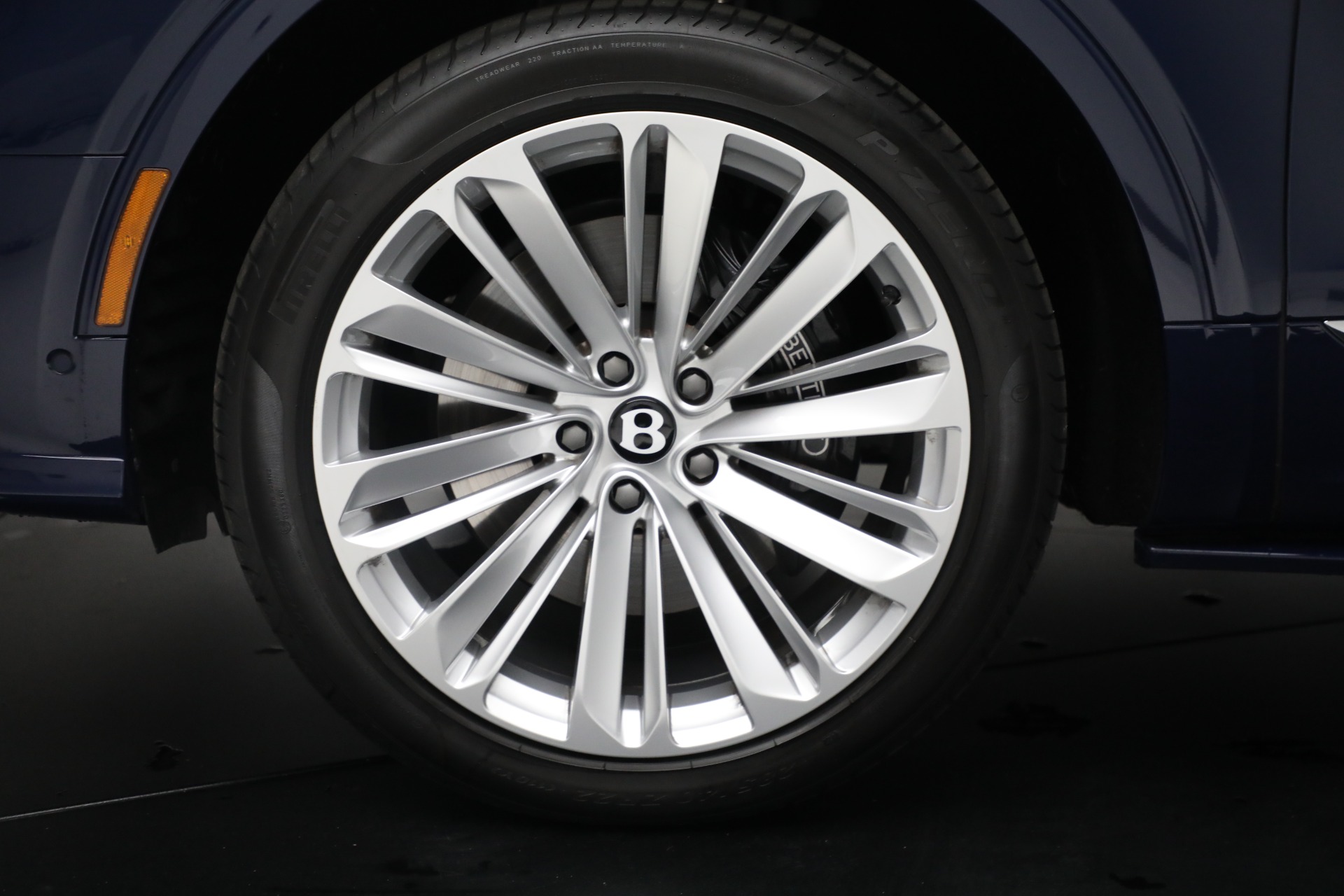 2023 Bentley Bentayga Speed photo 13