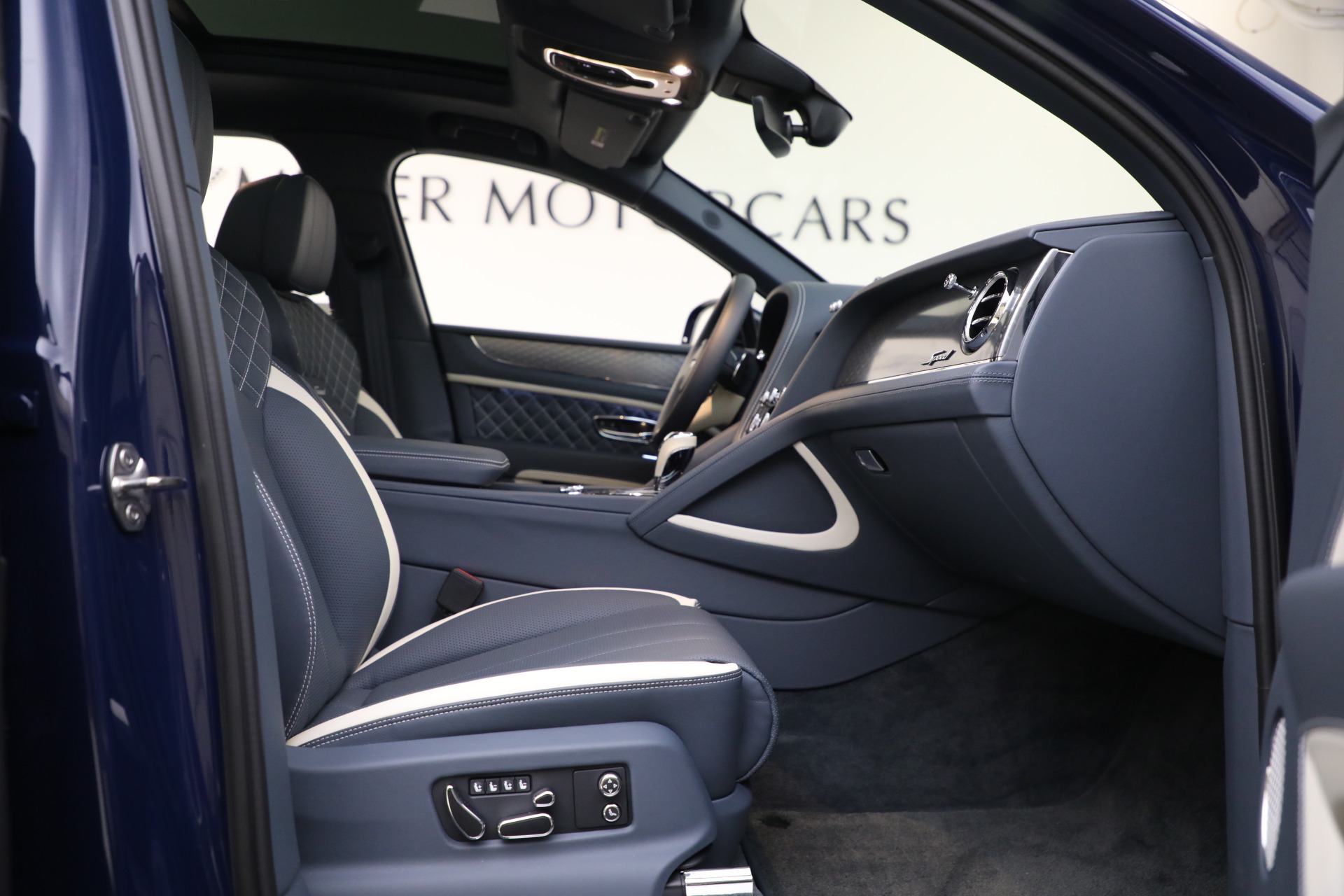 2023 Bentley Bentayga Speed photo 25