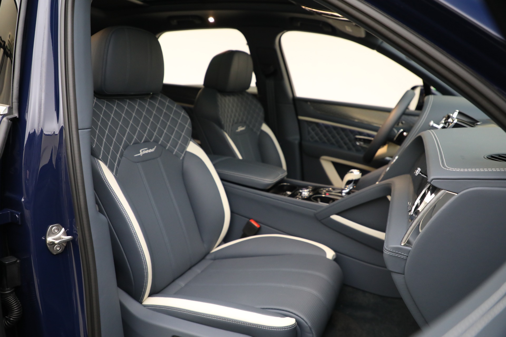 2023 Bentley Bentayga Speed photo 26