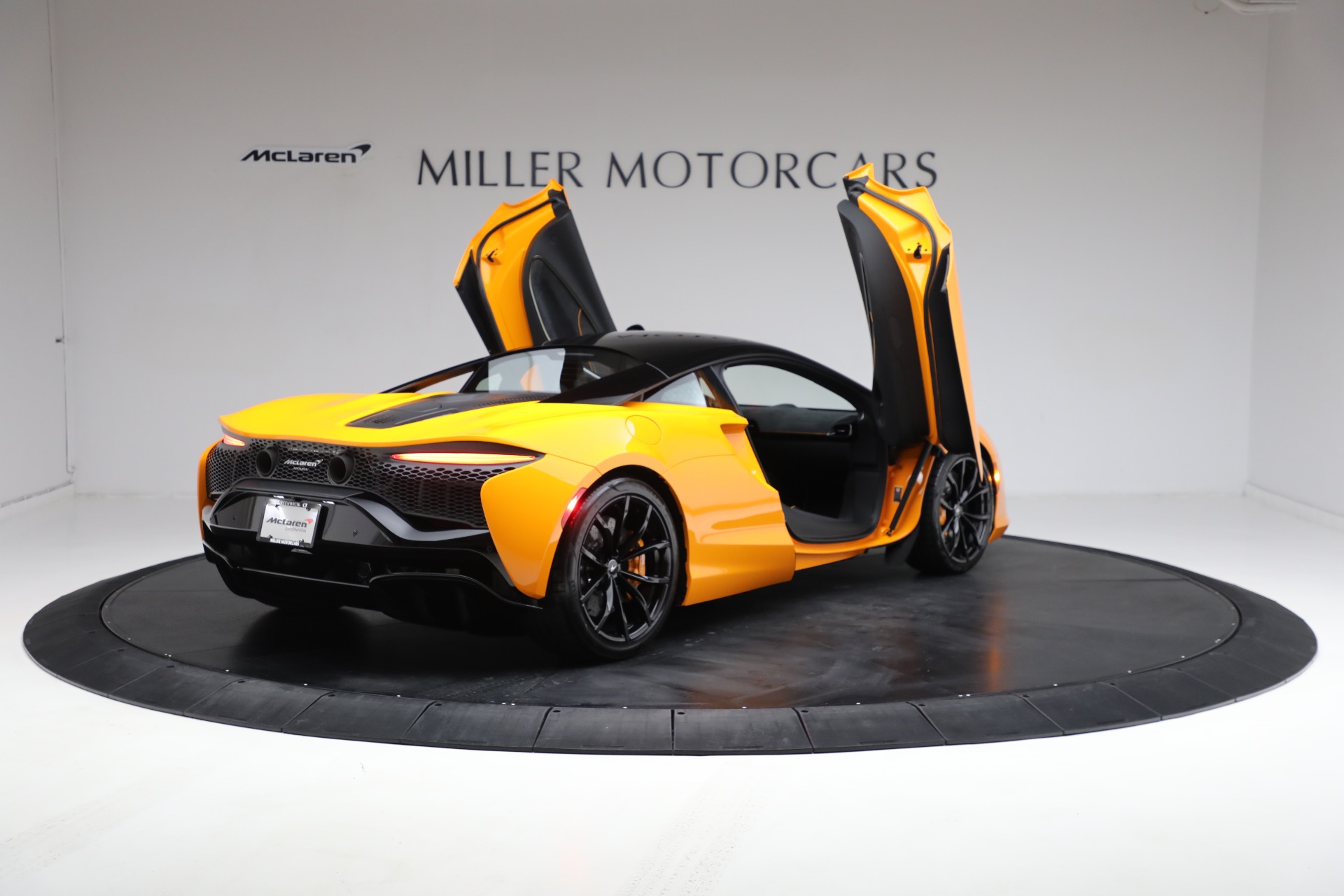 New 2024 McLaren Artura Performance For Sale () Miller Motorcars